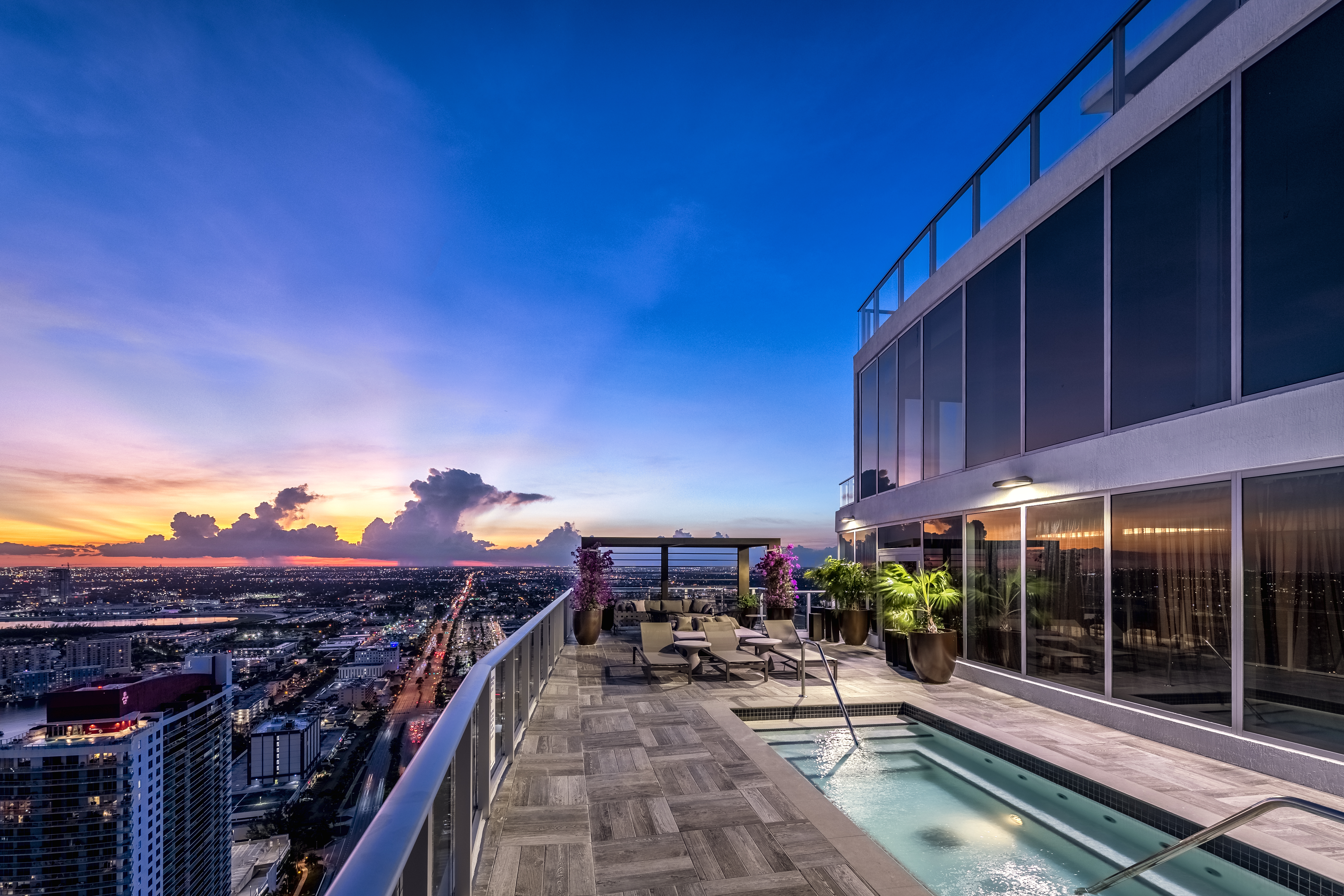 4010 S Ocean Drive Hollywood FL 33019