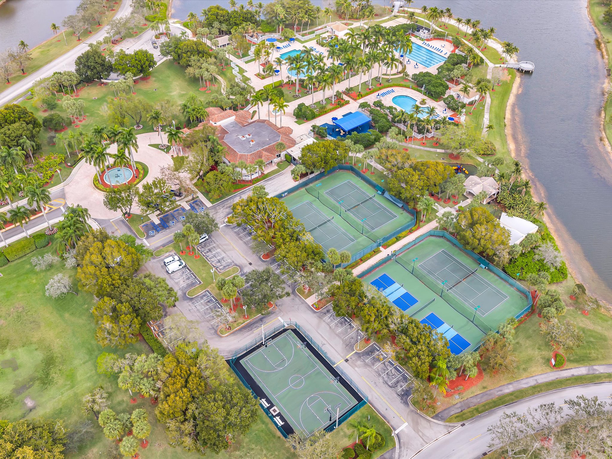 2237 NW 171st Terrace Pembroke Pines FL 33028