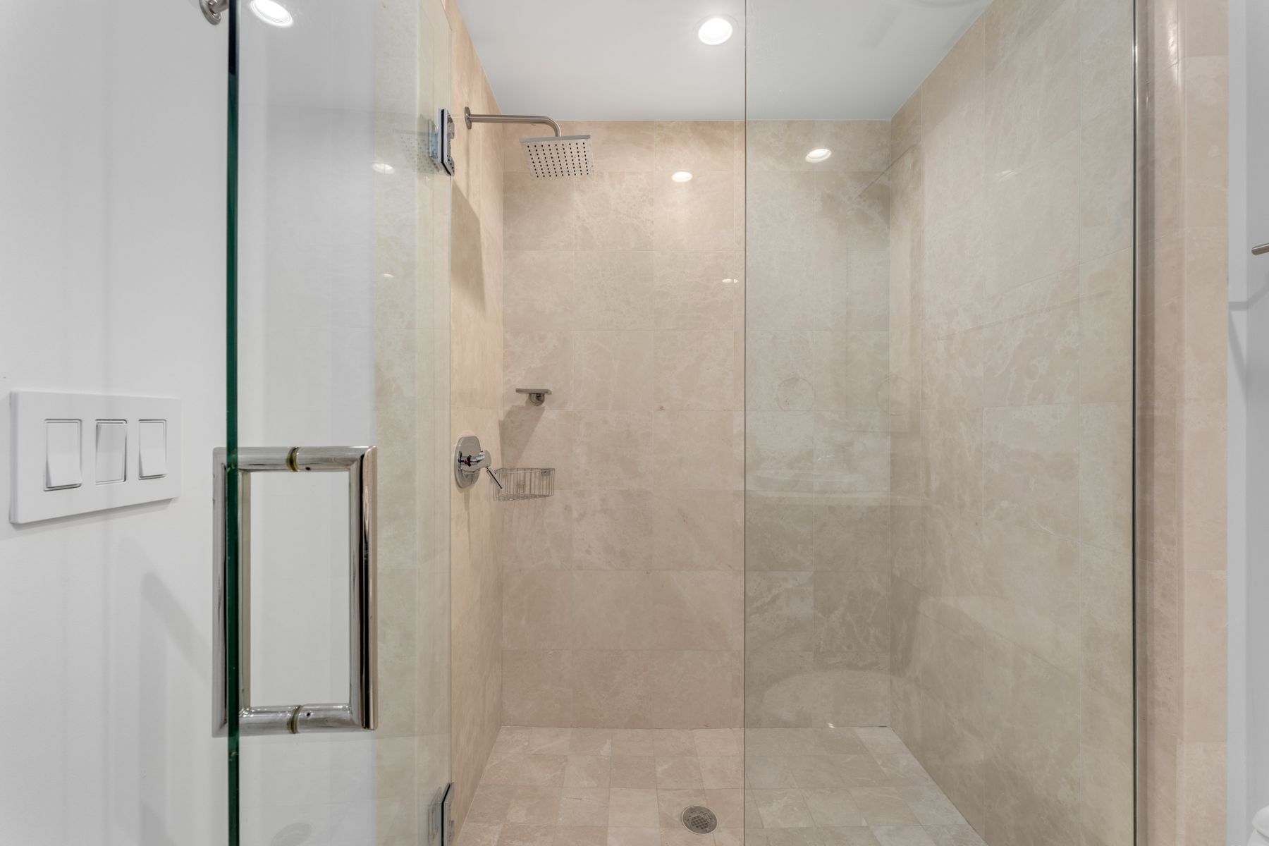 17121 Collins Avenue Sunny Isles Beach FL 33160