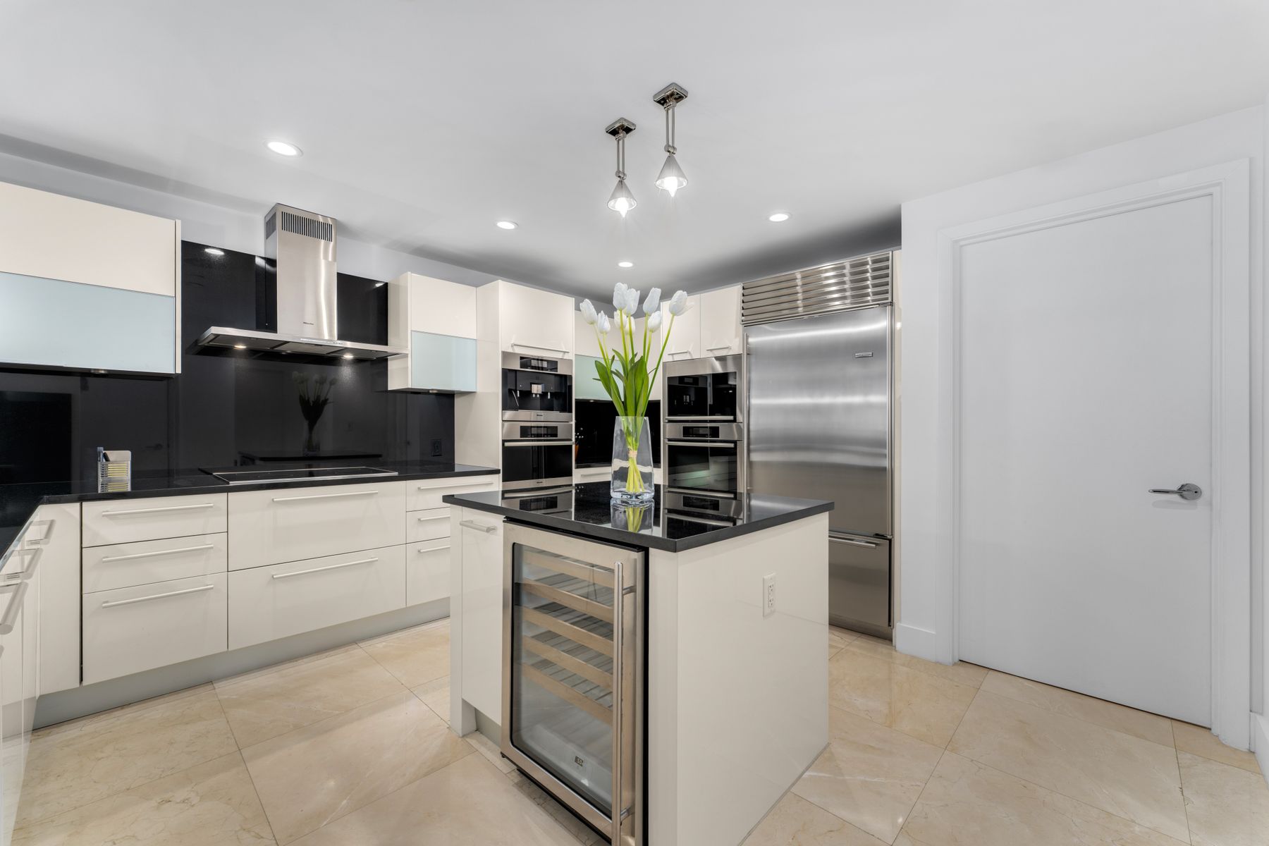 17121 Collins Avenue Sunny Isles Beach FL 33160