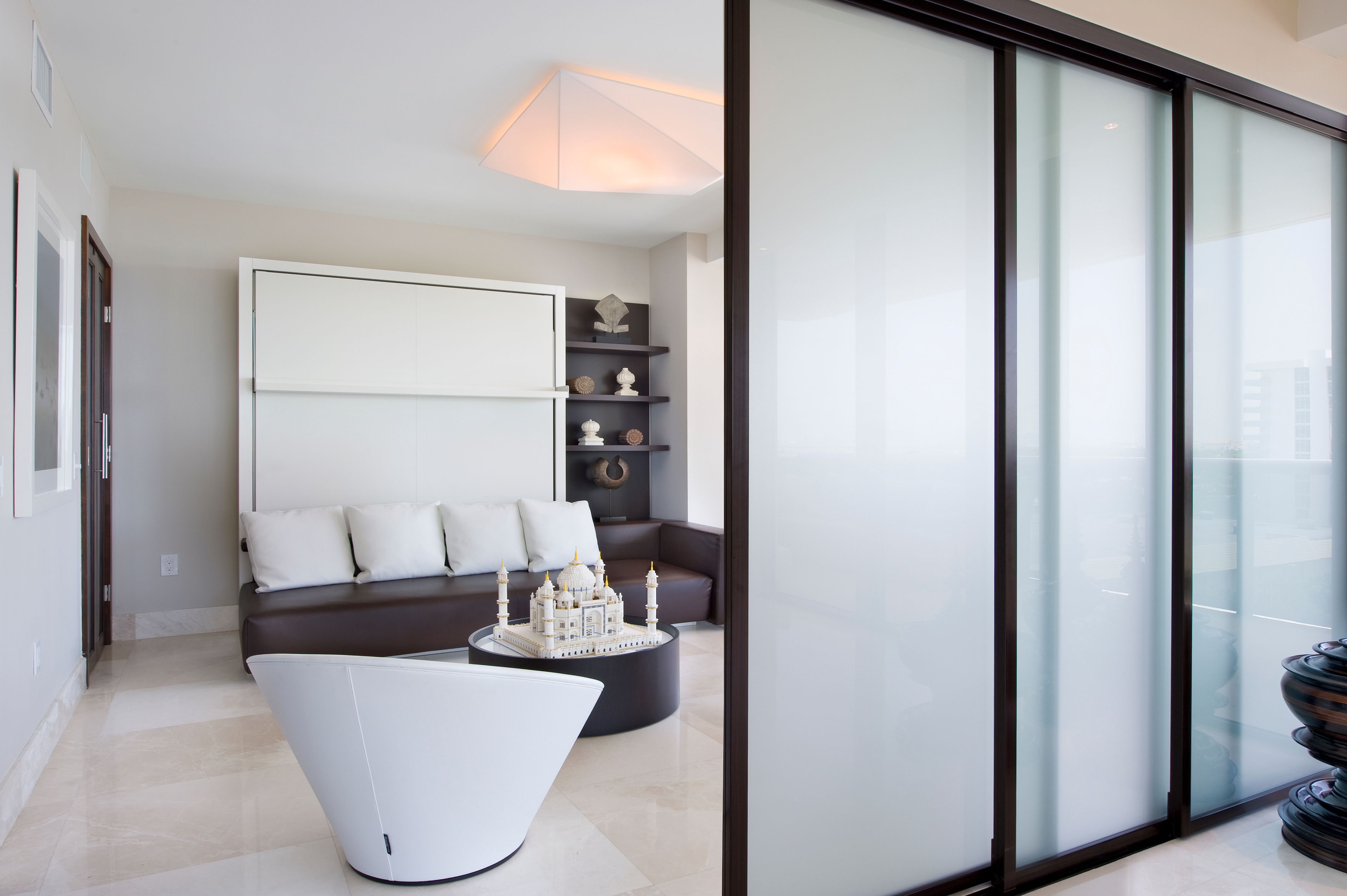 5875 Collins Avenue Miami Beach FL 33140