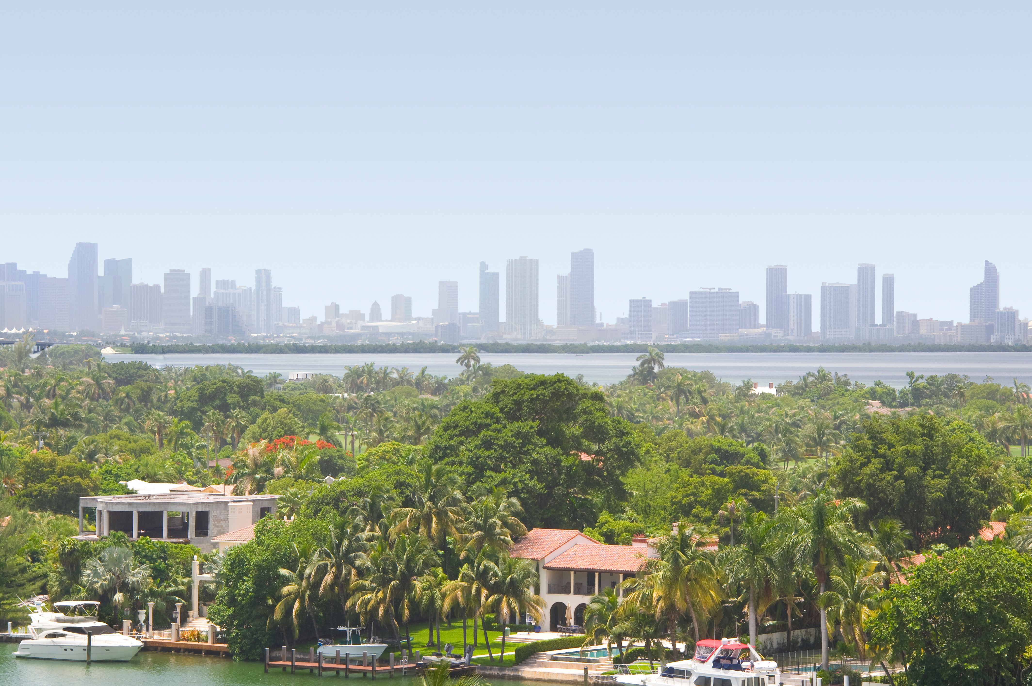 5875 Collins Avenue Miami Beach FL 33140