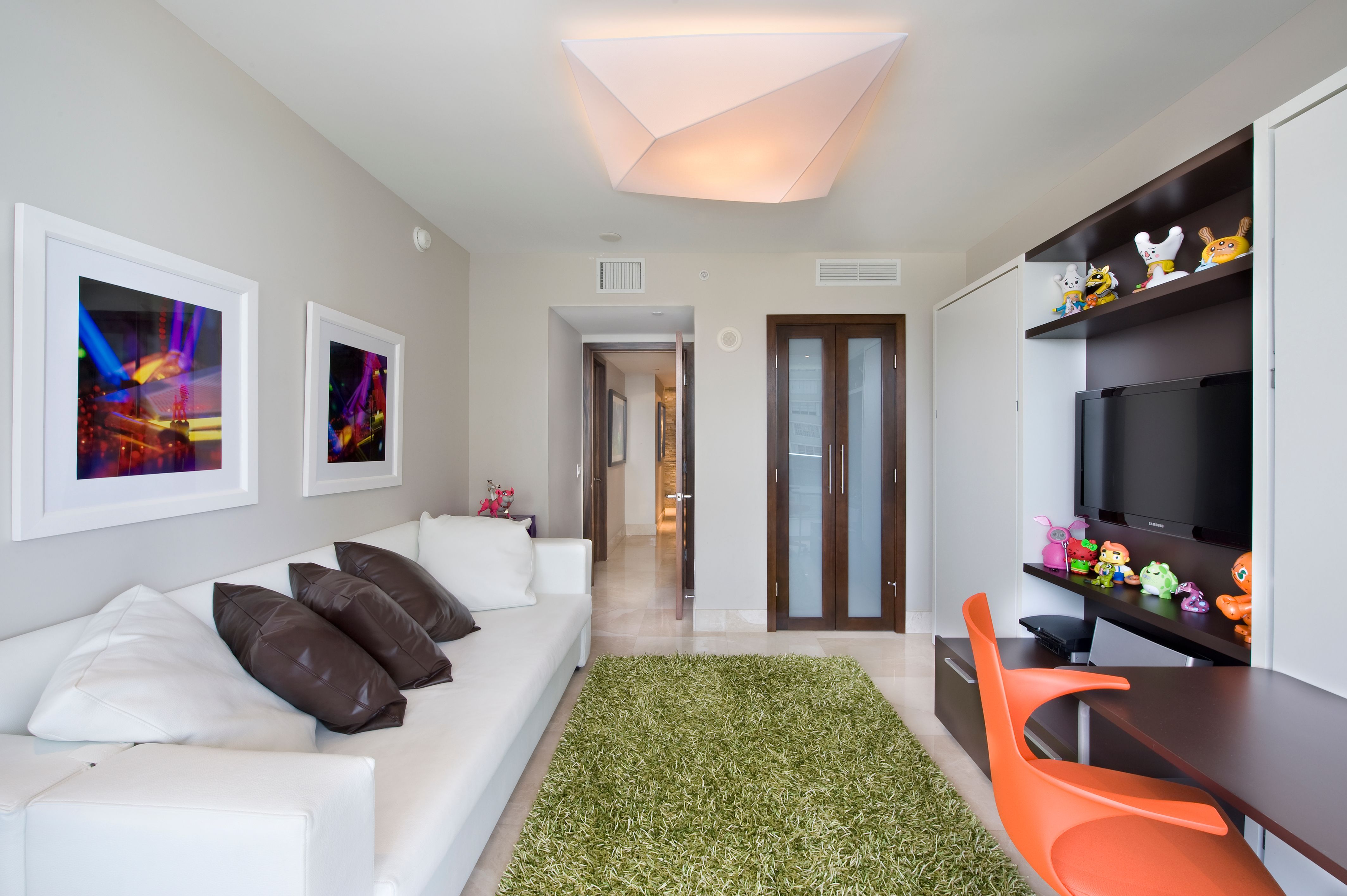 5875 Collins Avenue Miami Beach FL 33140