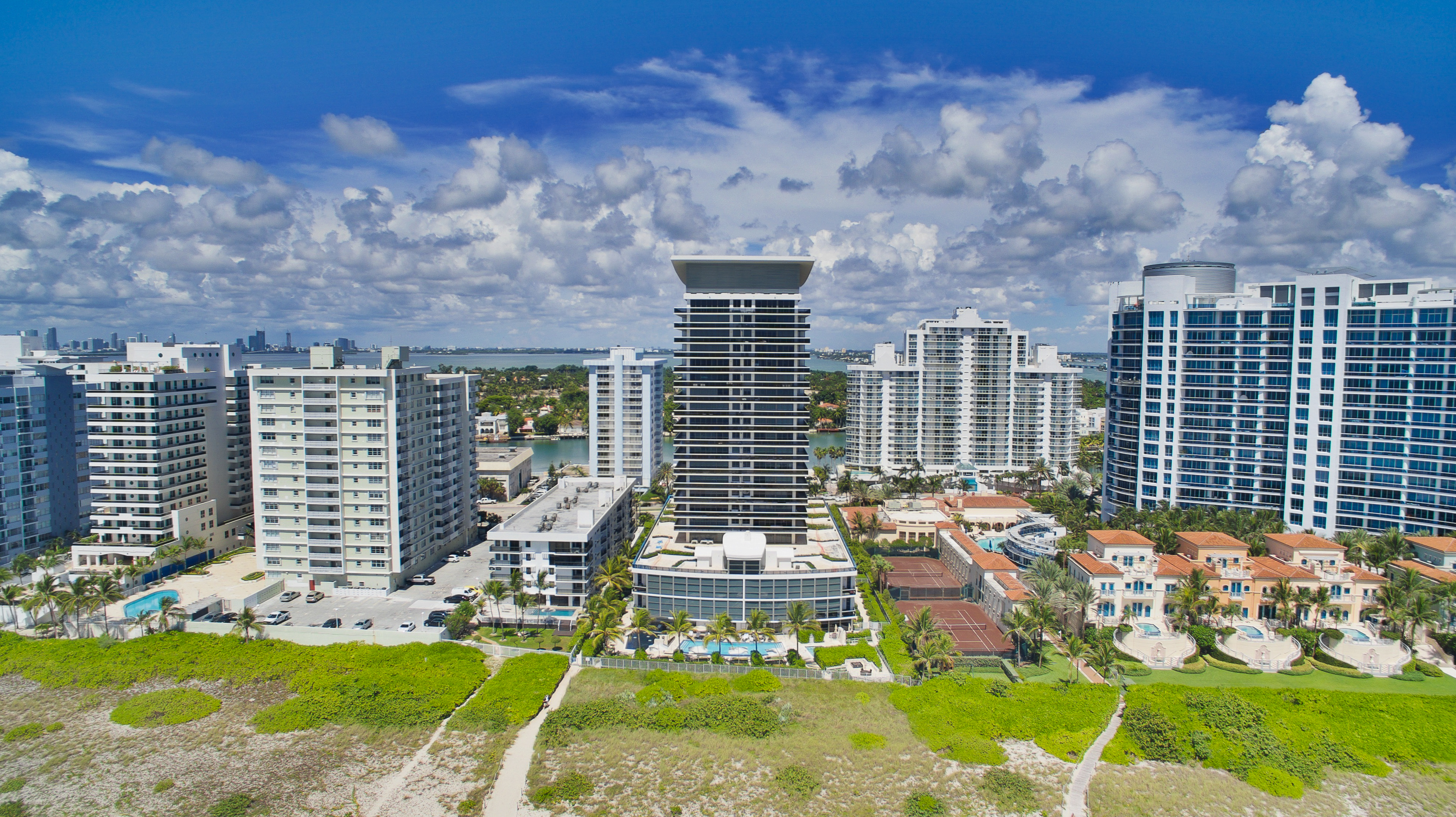 5875 Collins Avenue Miami Beach FL 33140