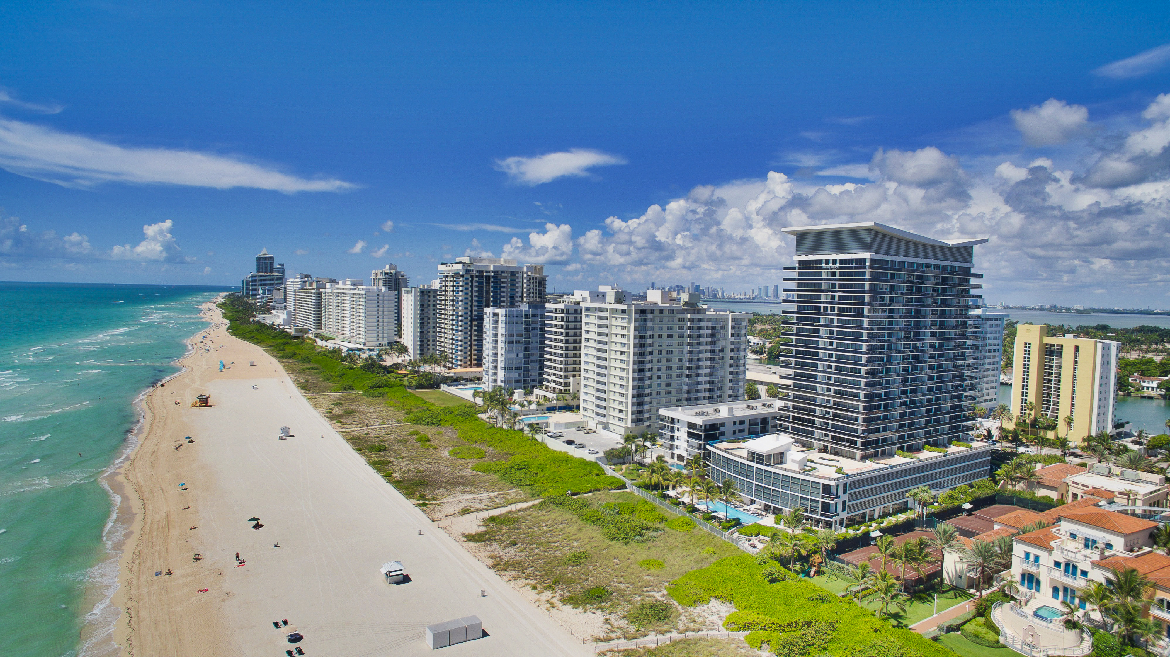 5875 Collins Avenue Miami Beach FL 33140