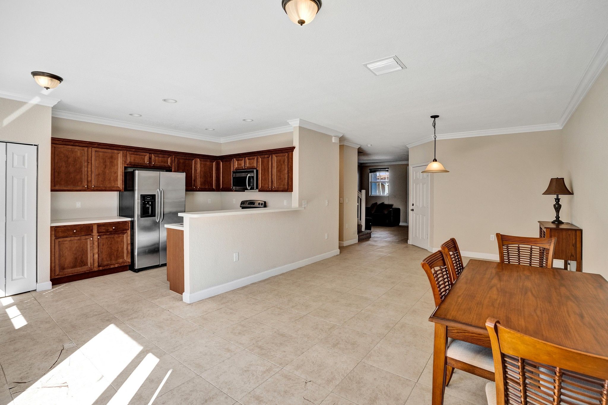 1042 NE 207th Terrace Miami FL 33179