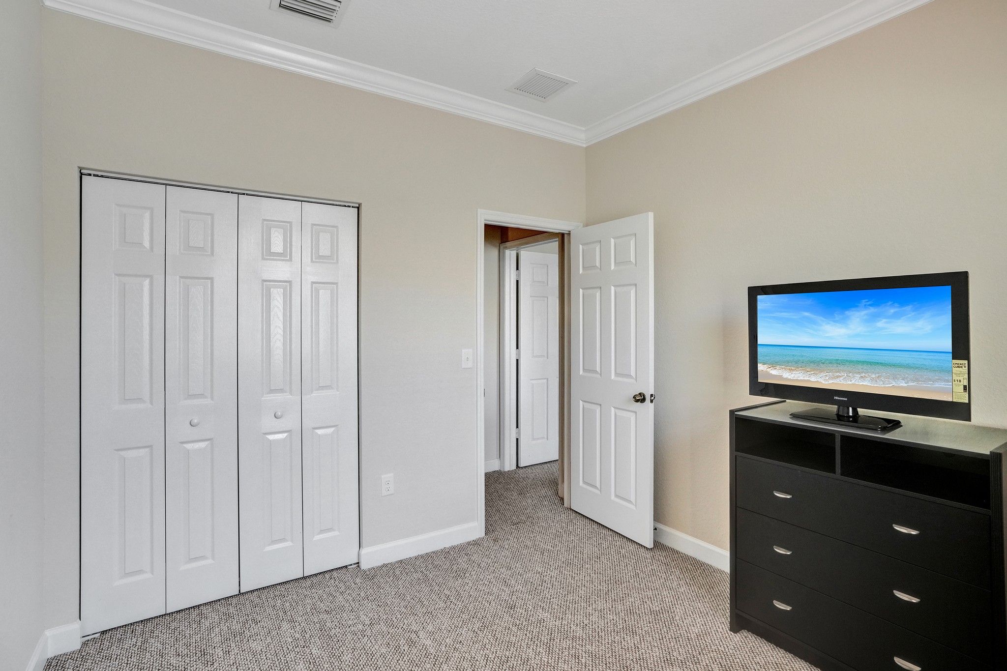 1042 NE 207th Terrace Miami FL 33179
