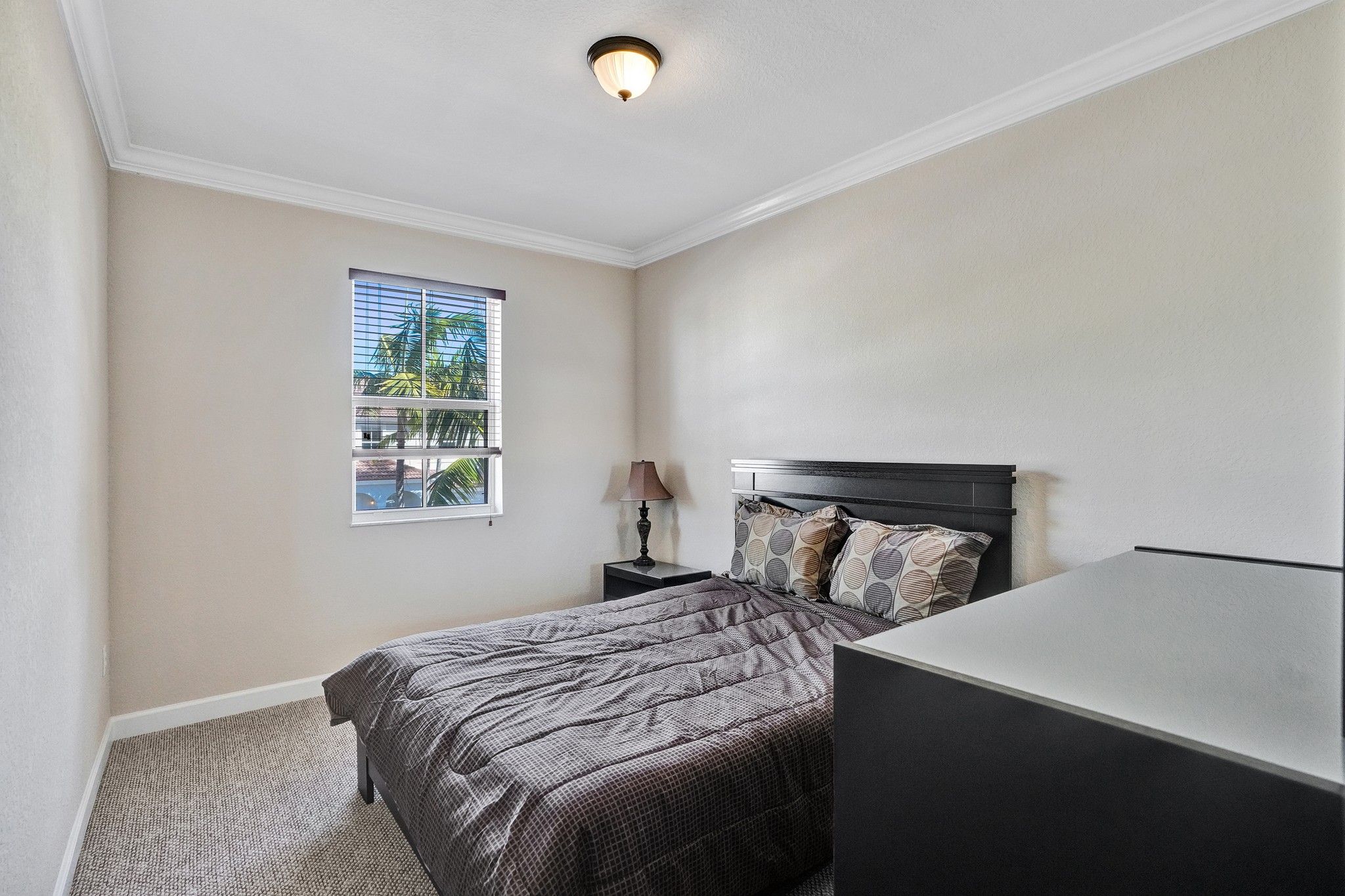 1042 NE 207th Terrace Miami FL 33179