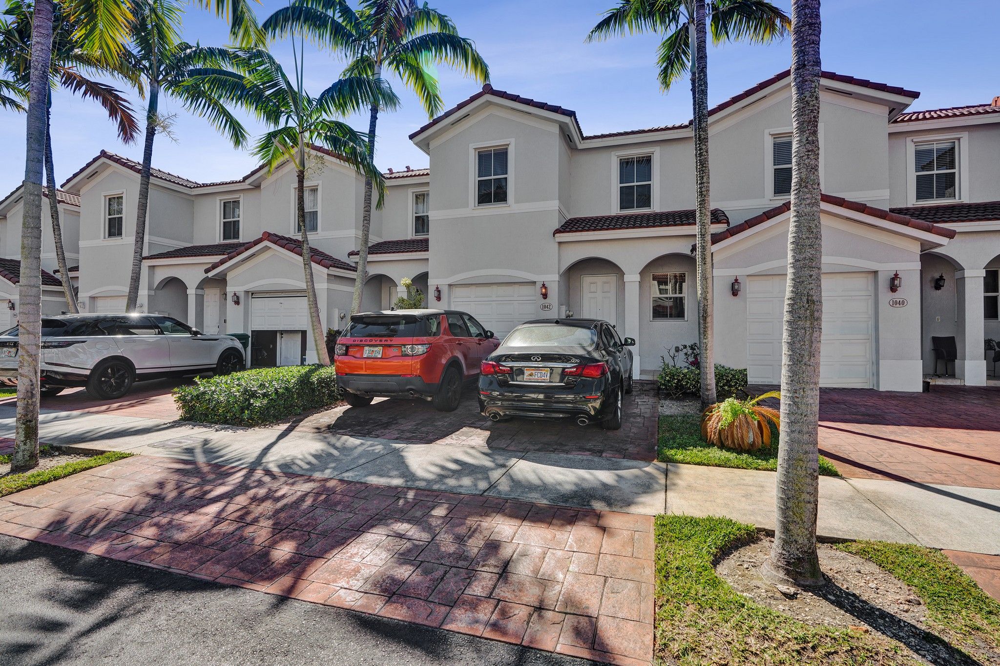 1042 NE 207th Terrace Miami FL 33179
