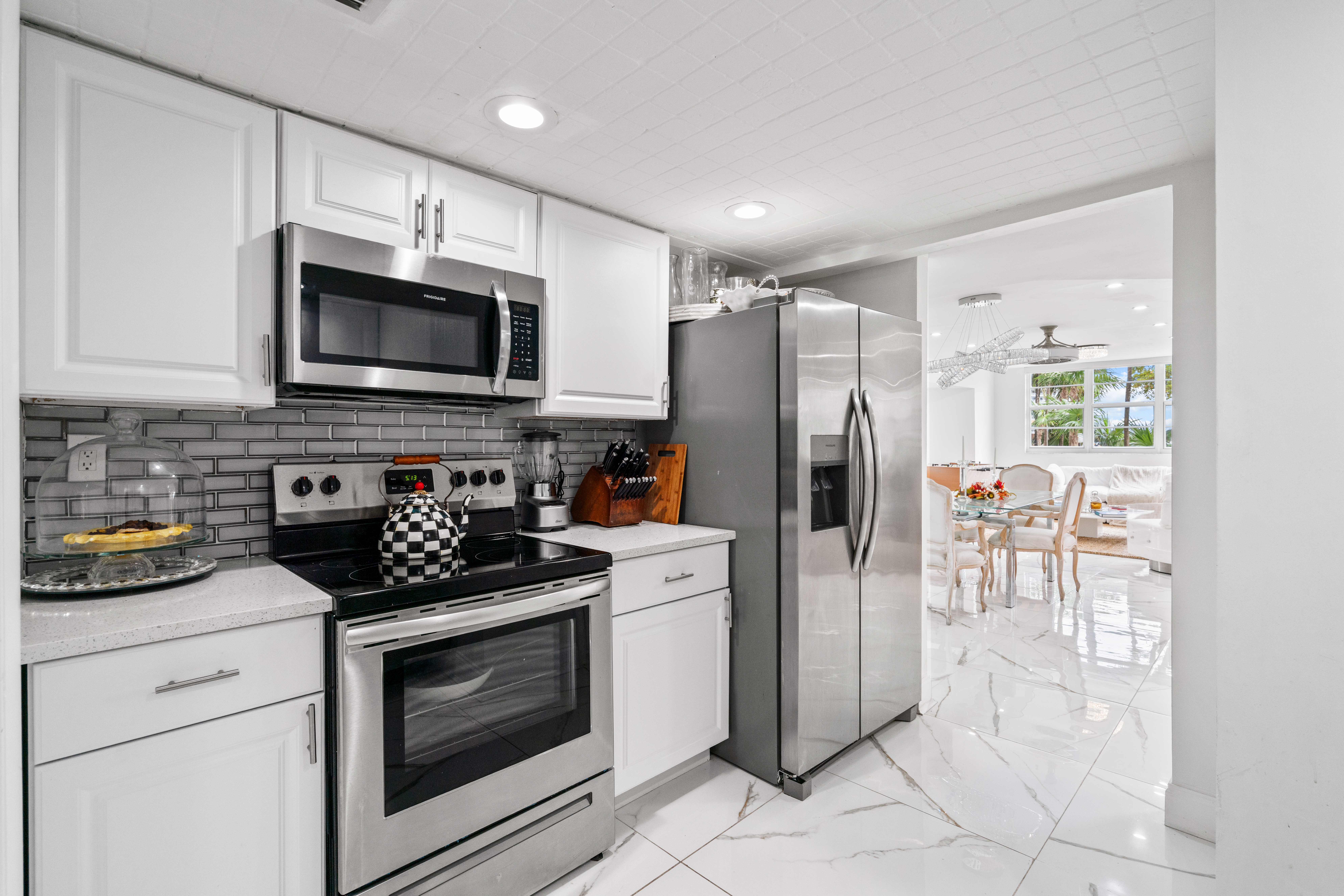 905 Brickell Bay Drive Miami FL 33131