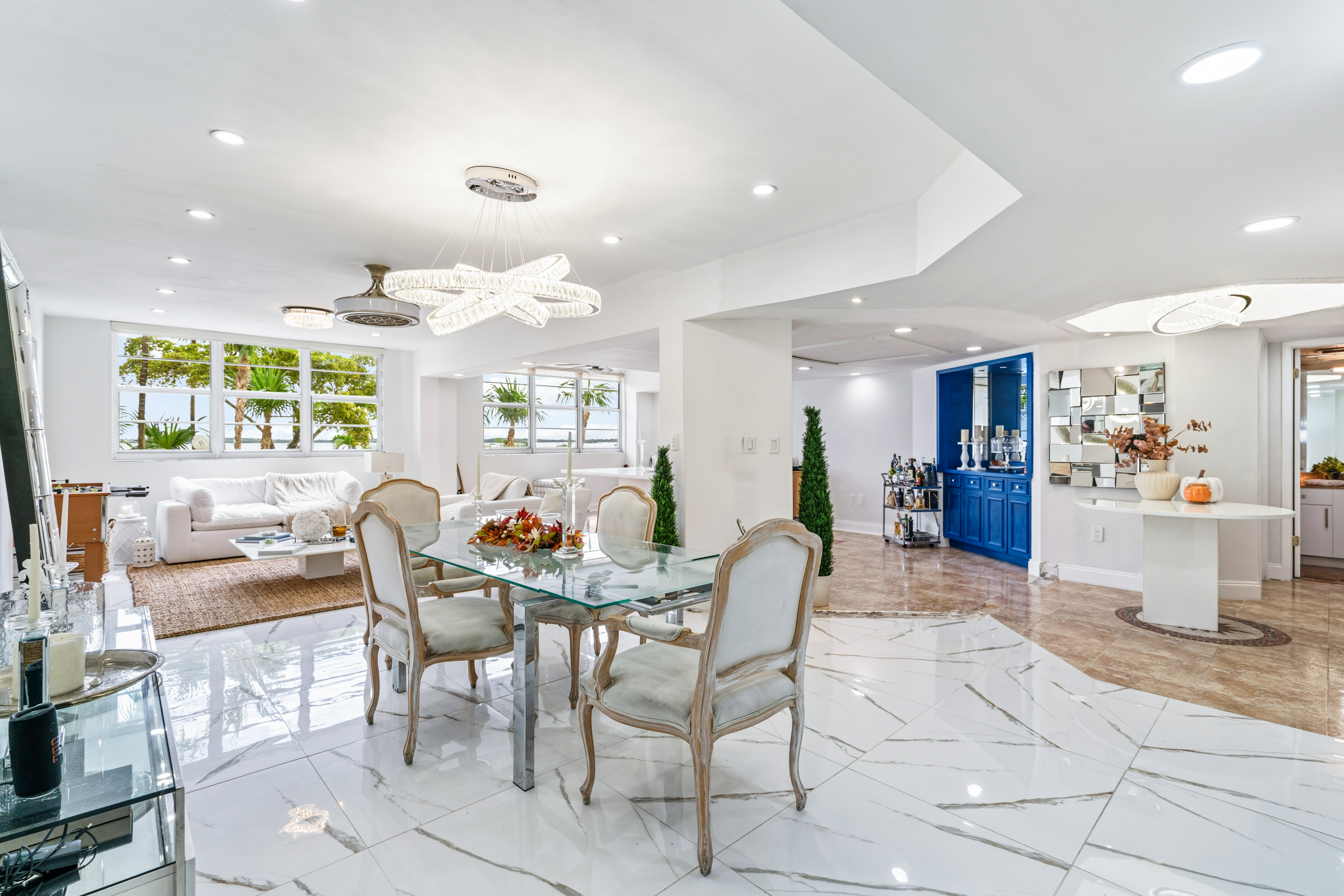 905 Brickell Bay Drive Miami FL 33131