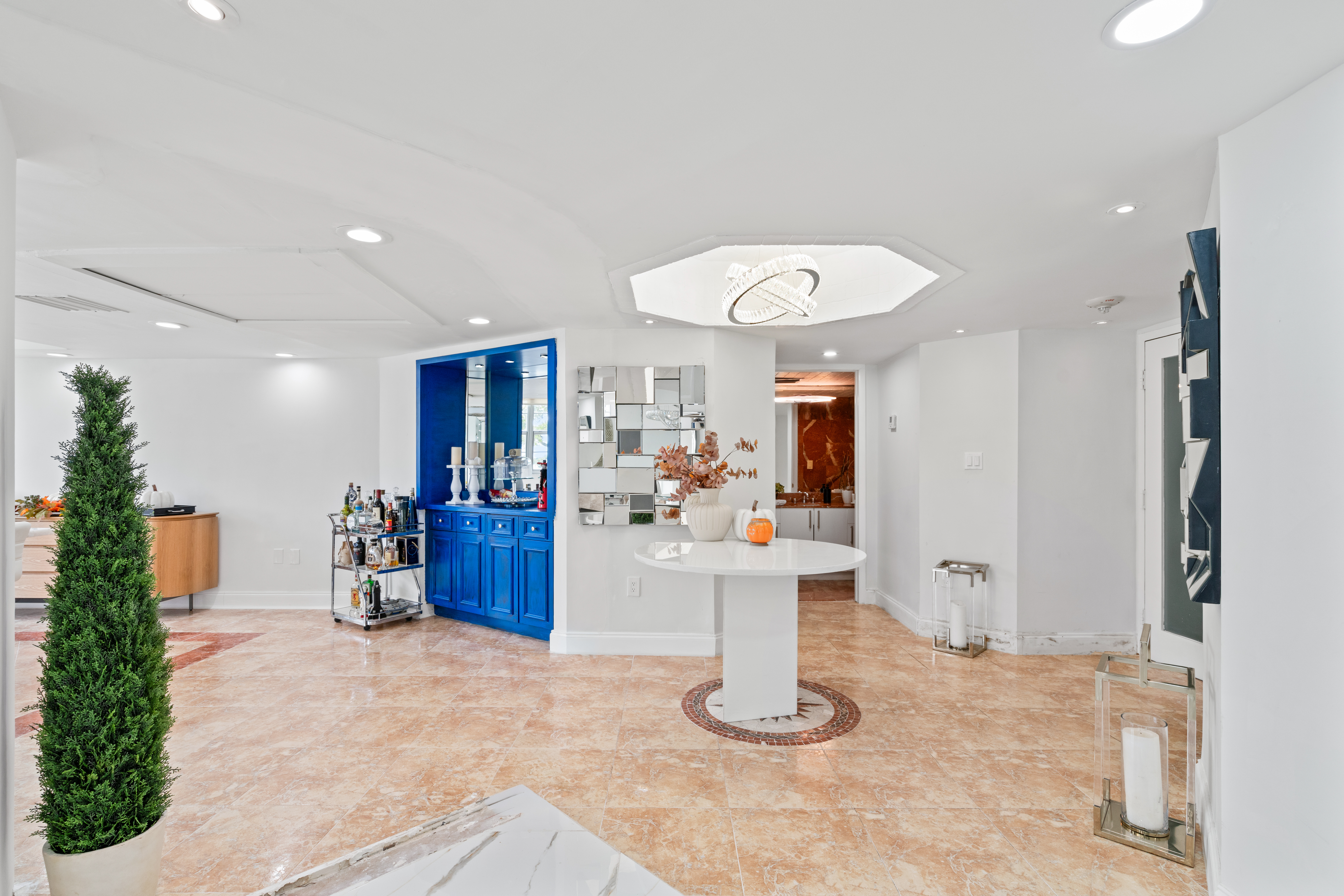 905 Brickell Bay Drive Miami FL 33131