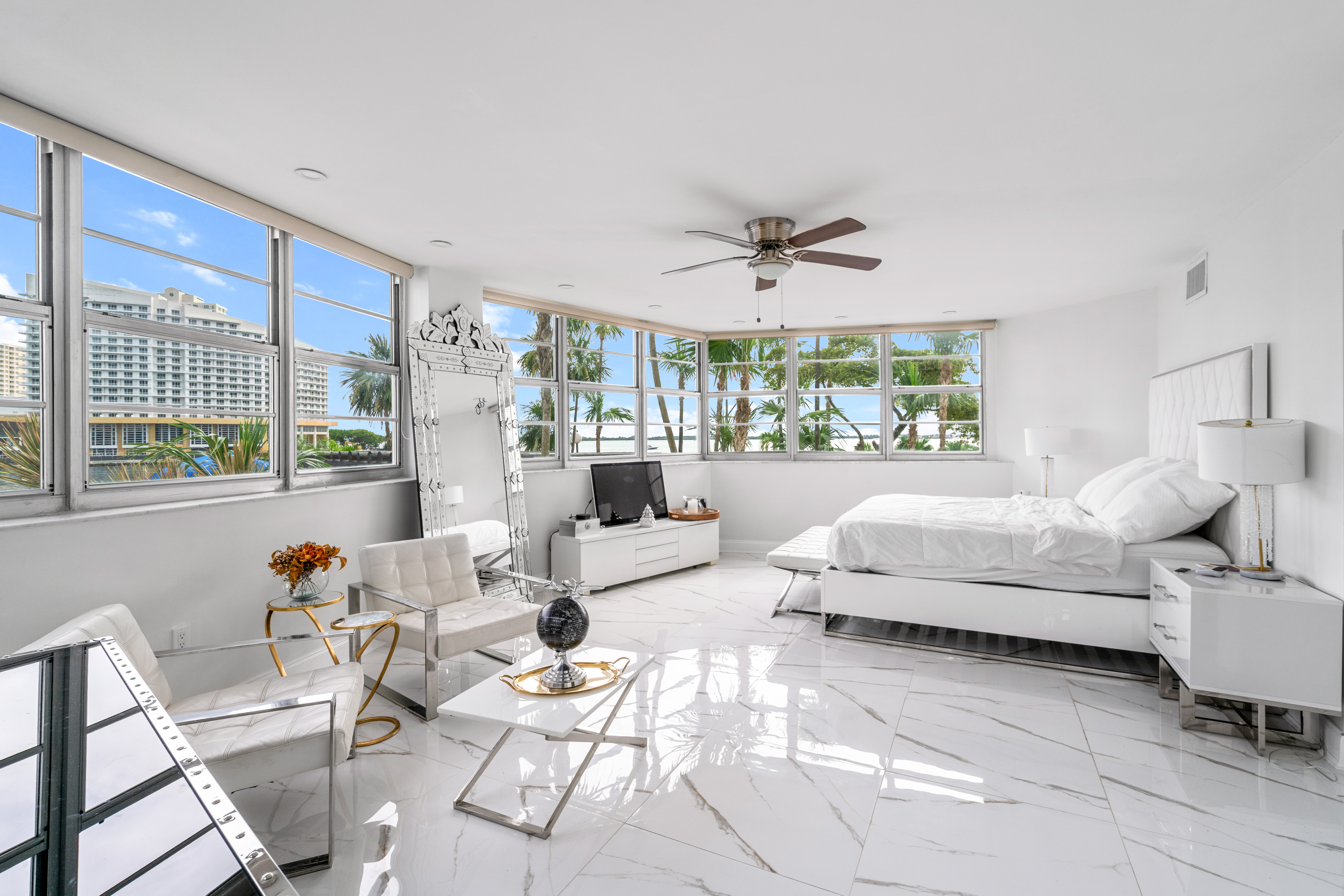 905 Brickell Bay Drive Miami FL 33131