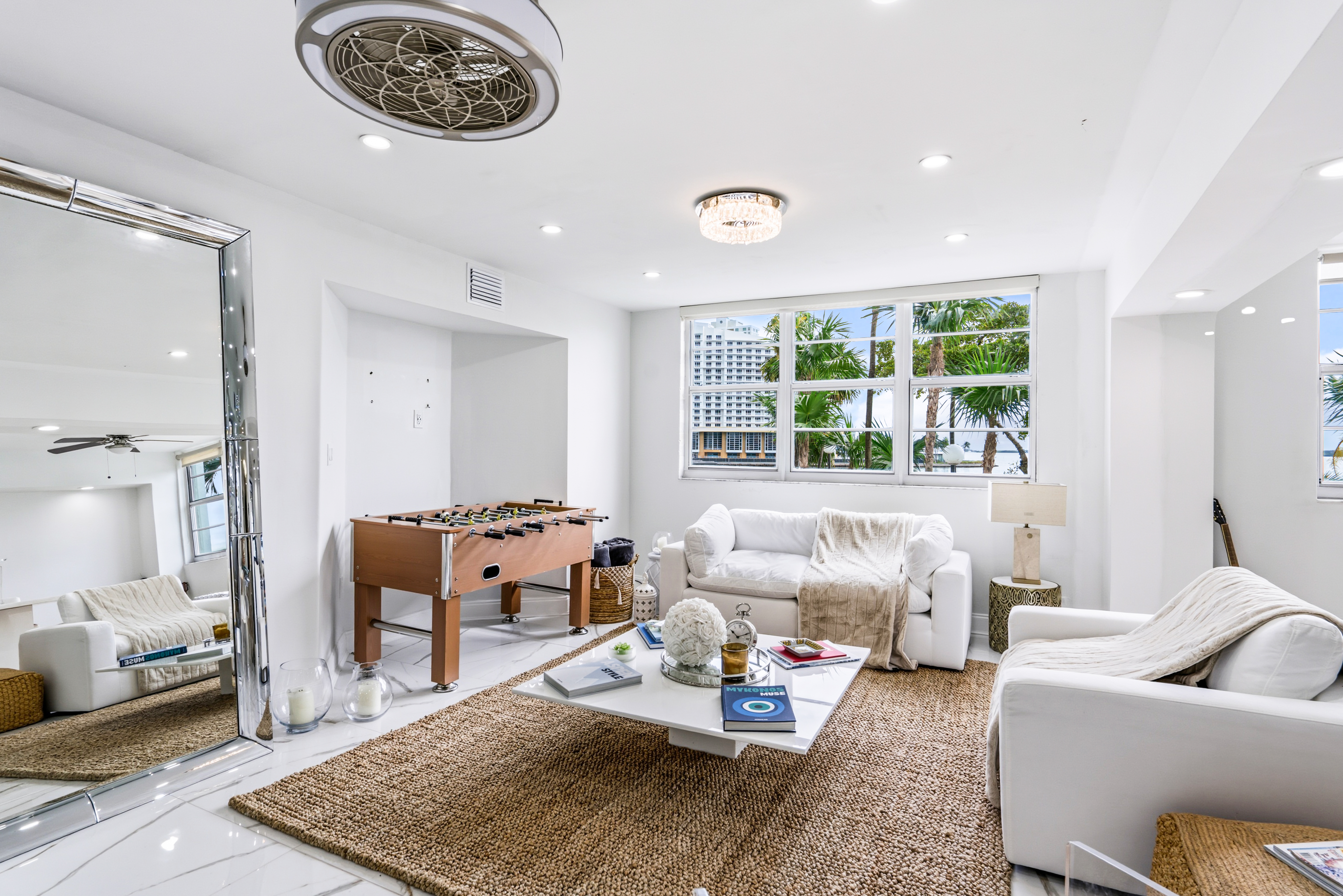 905 Brickell Bay Drive Miami FL 33131