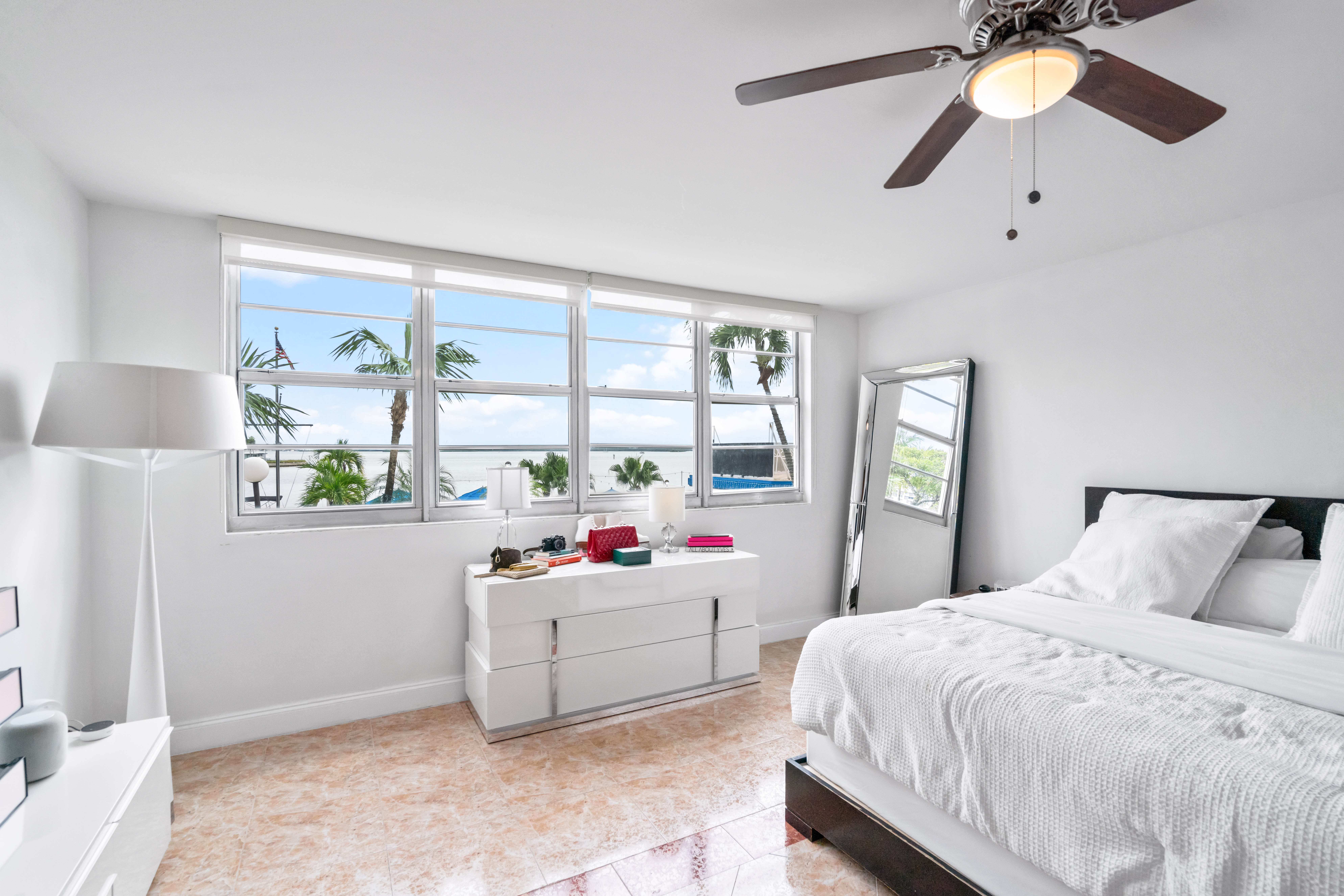 905 Brickell Bay Drive Miami FL 33131