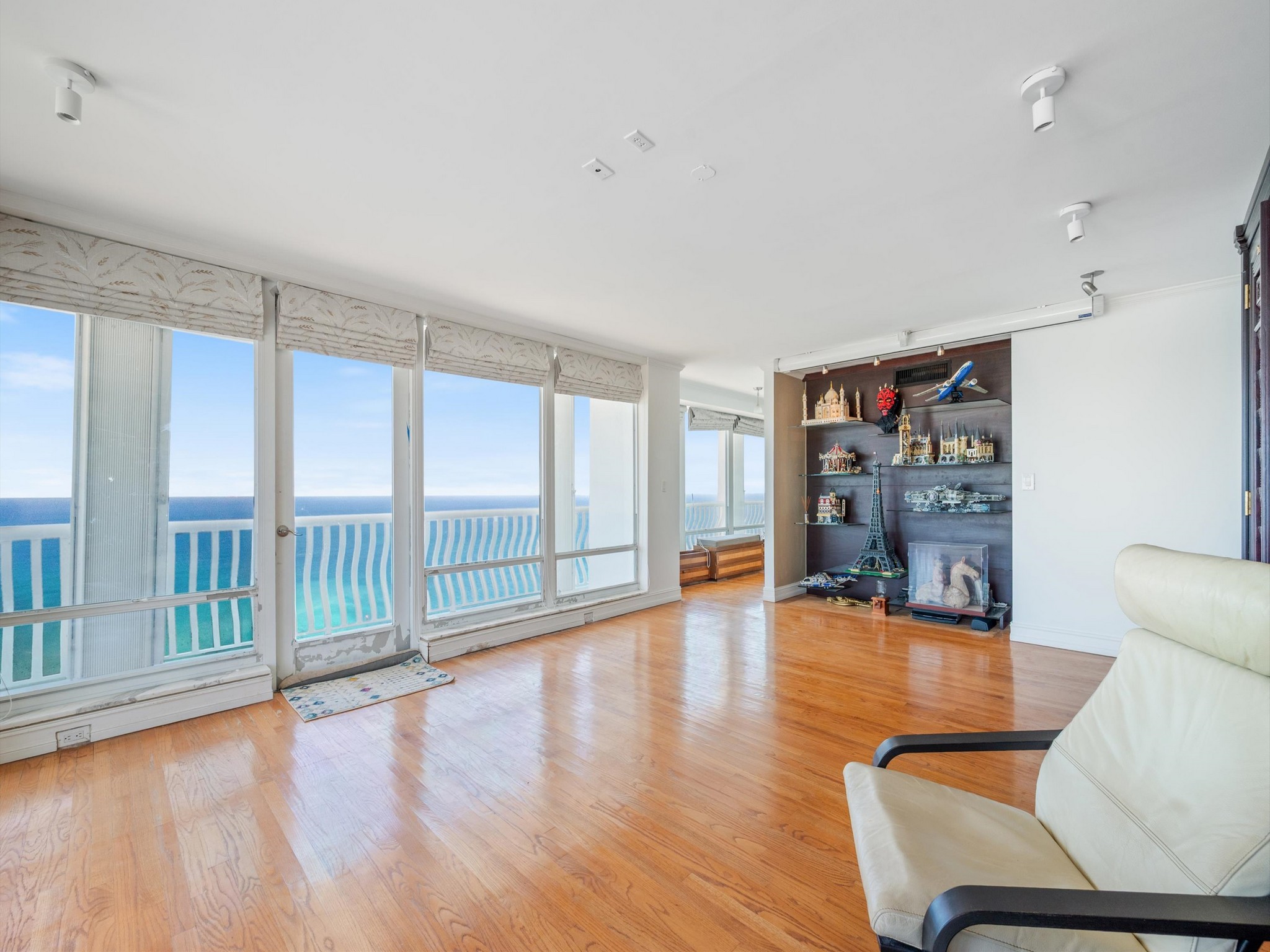 2200 S Ocean Lane Fort Lauderdale FL 33316