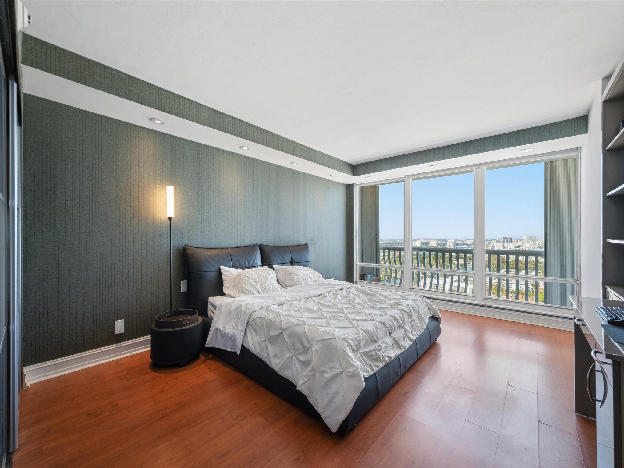 2200 S Ocean Lane Fort Lauderdale FL 33316