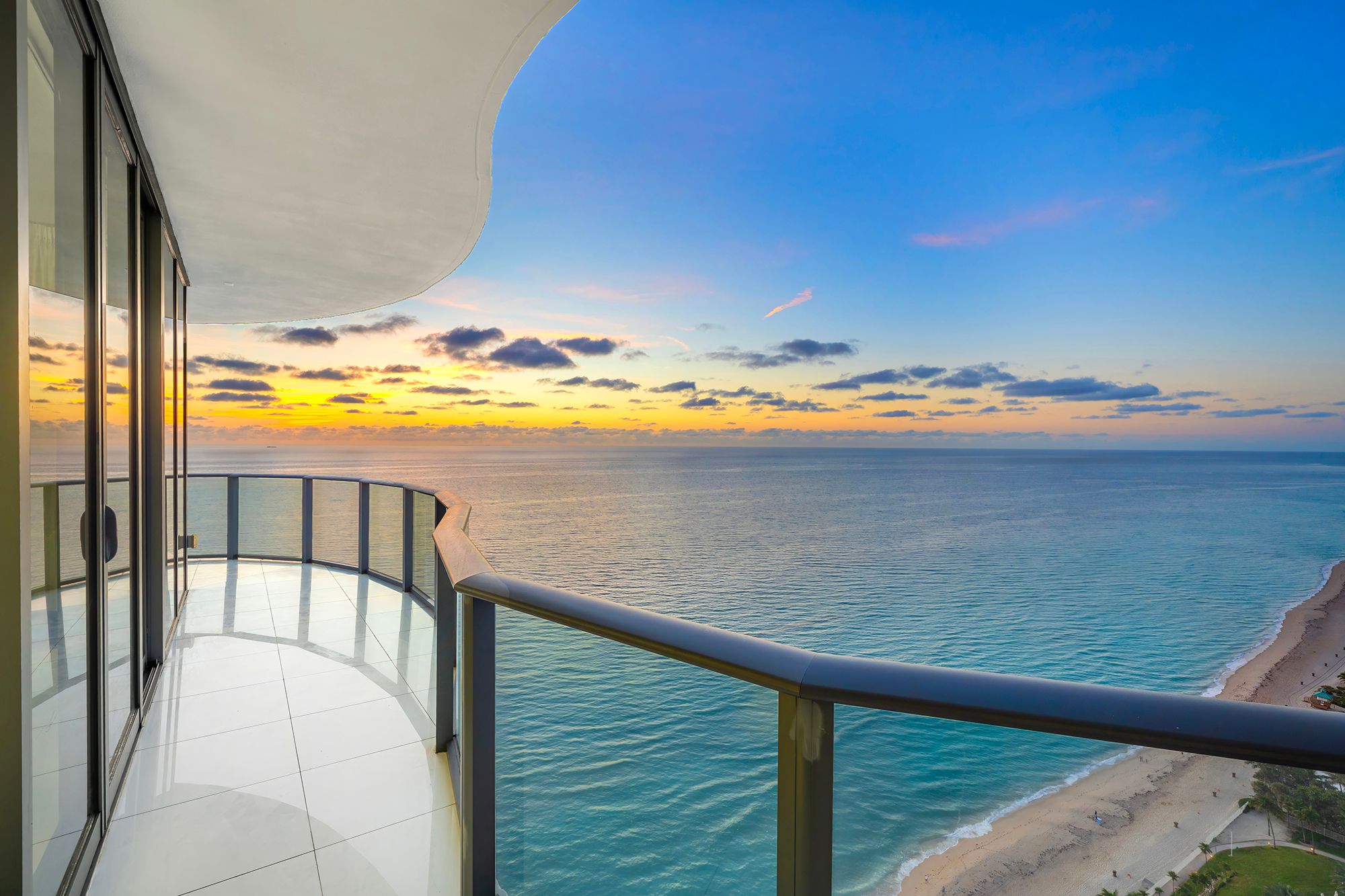 19575 Collins Avenue Sunny Isles Beach FL 33160