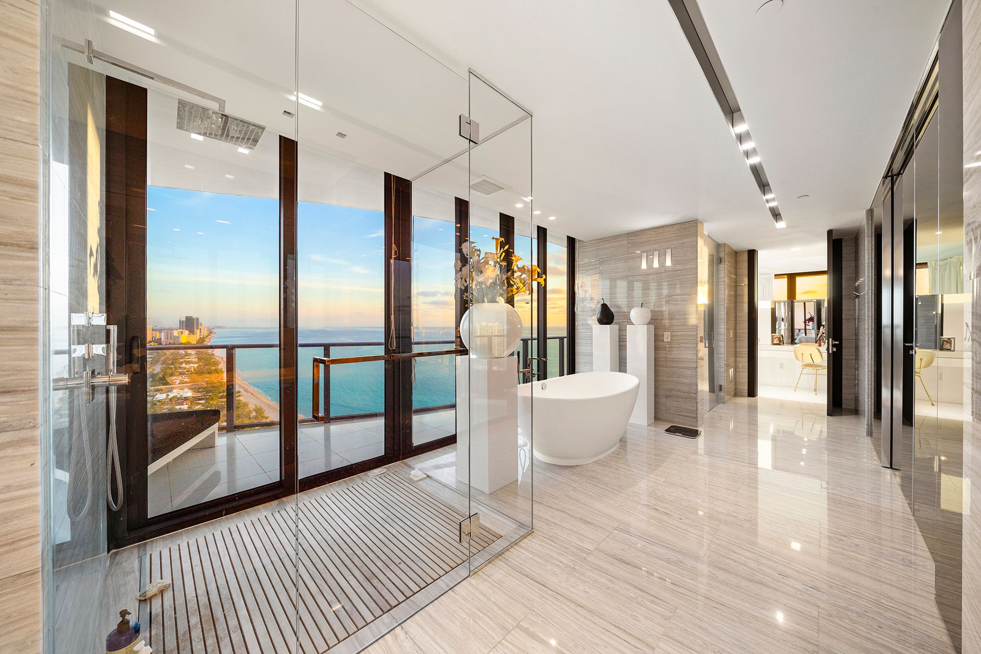 19575 Collins Avenue Sunny Isles Beach FL 33160