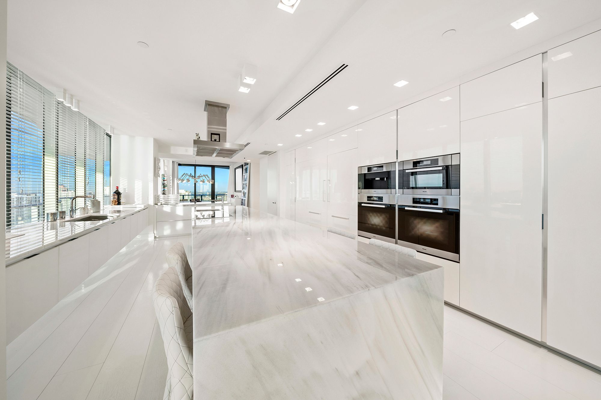 19575 Collins Avenue Sunny Isles Beach FL 33160