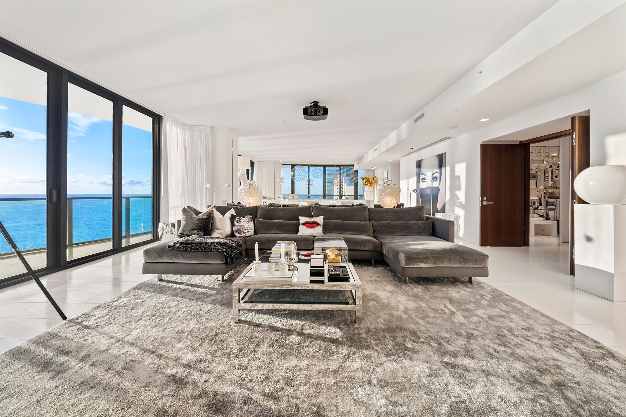 19575 Collins Avenue Sunny Isles Beach FL 33160