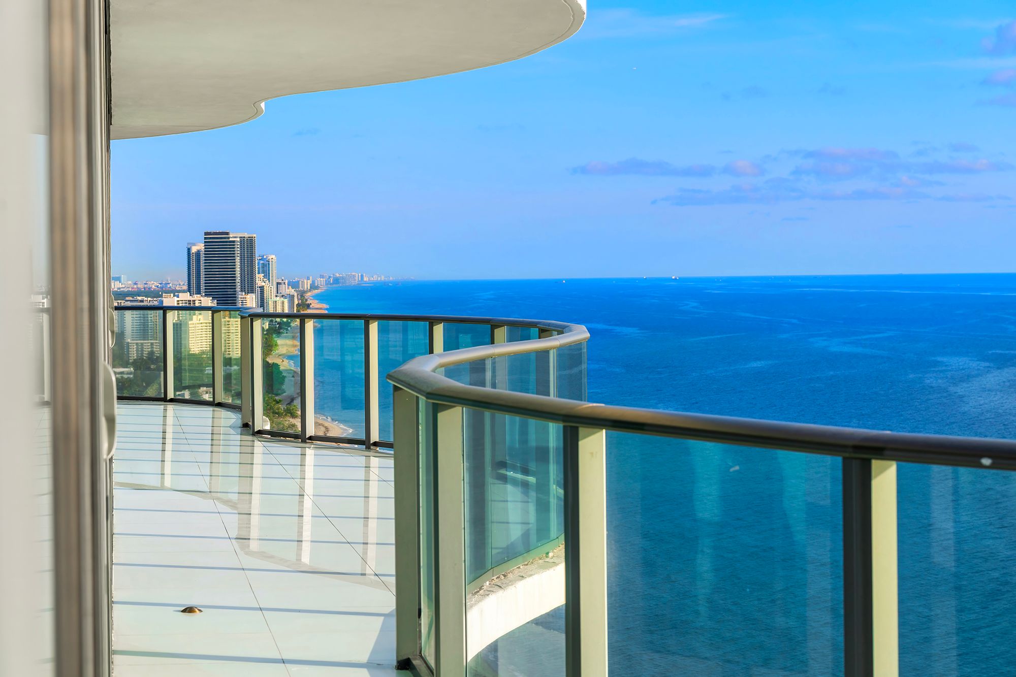 19575 Collins Avenue Sunny Isles Beach FL 33160