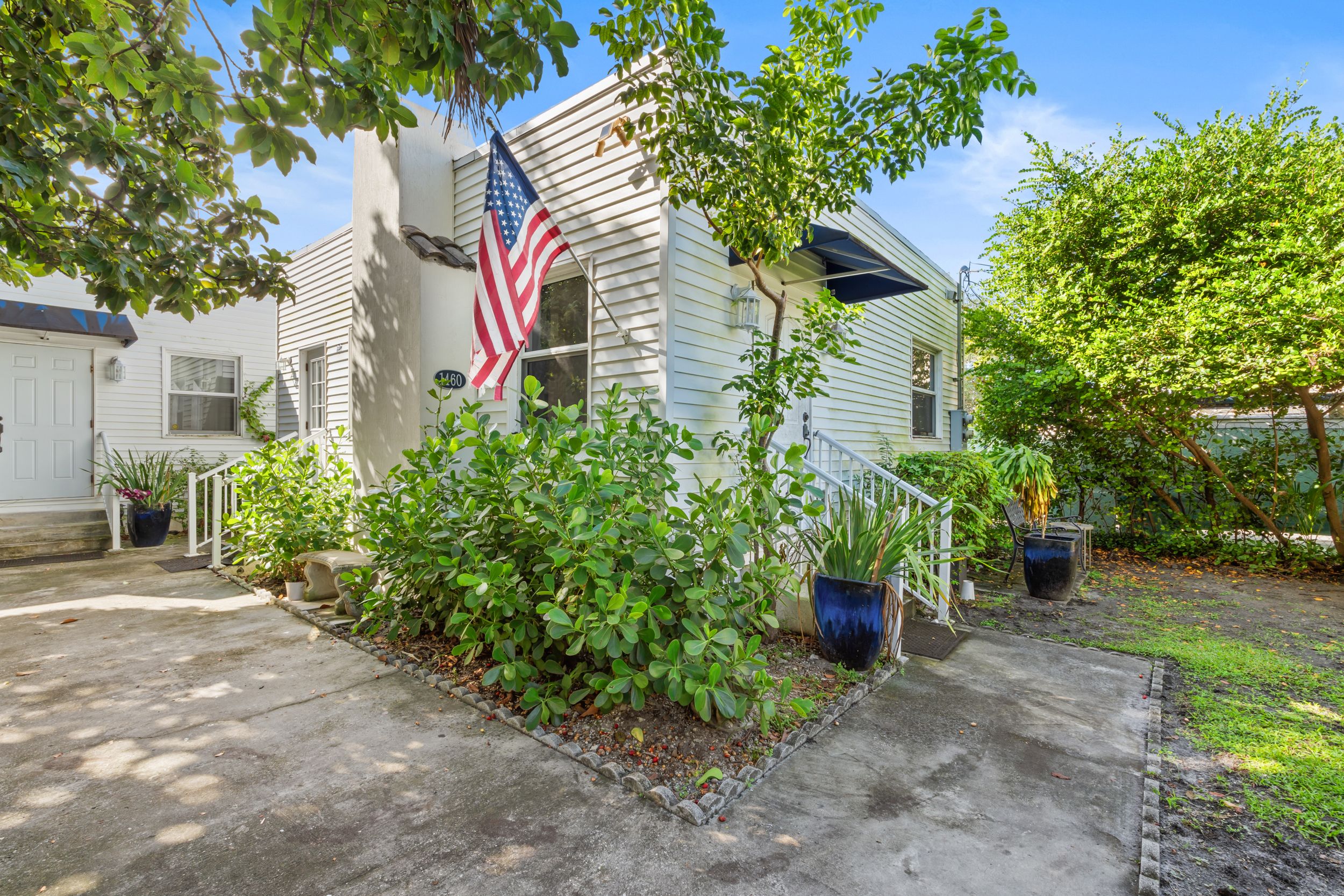 1460 NW 2nd Street Miami FL 33125