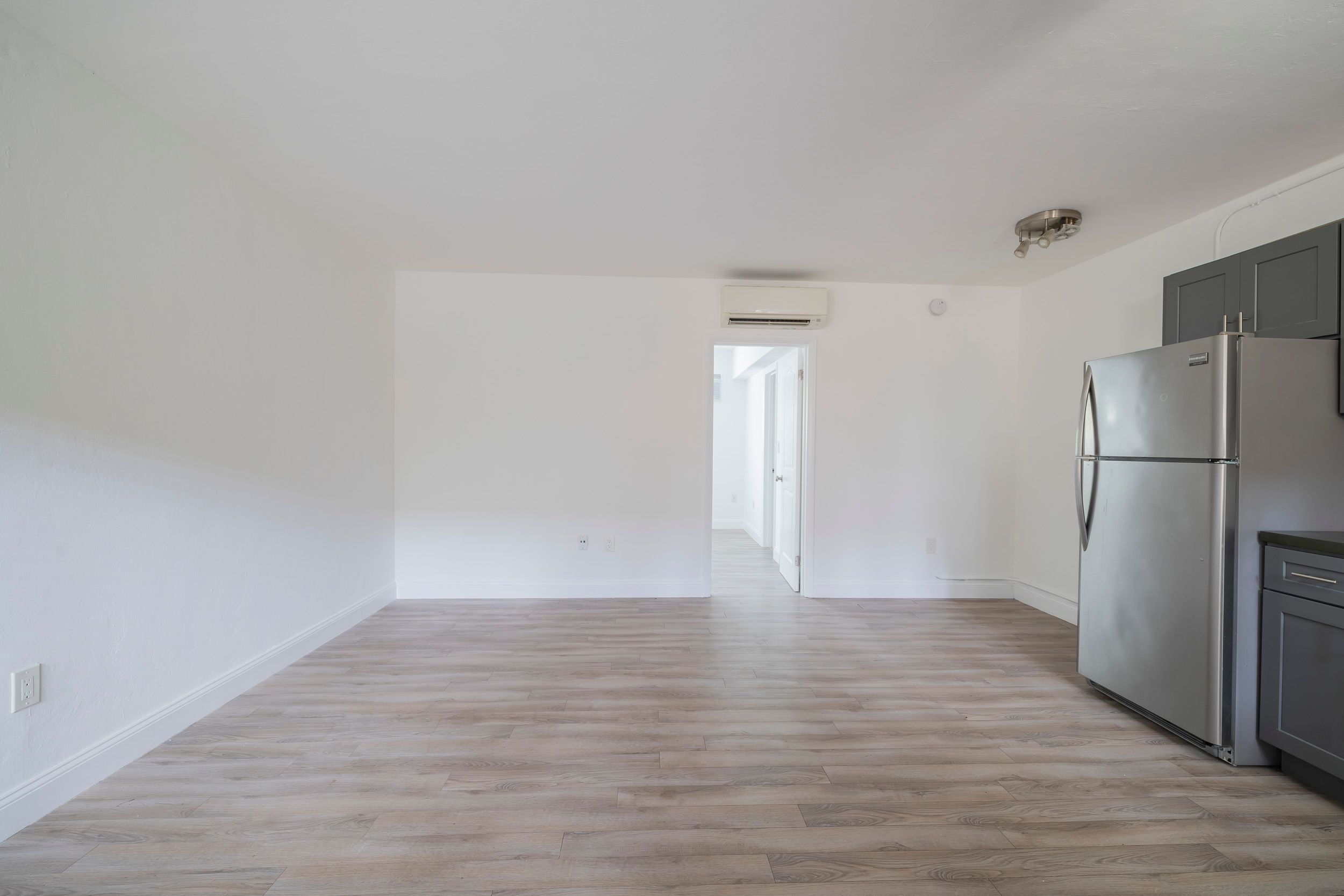 7901 SW 64th Avenue South Miami FL 33143