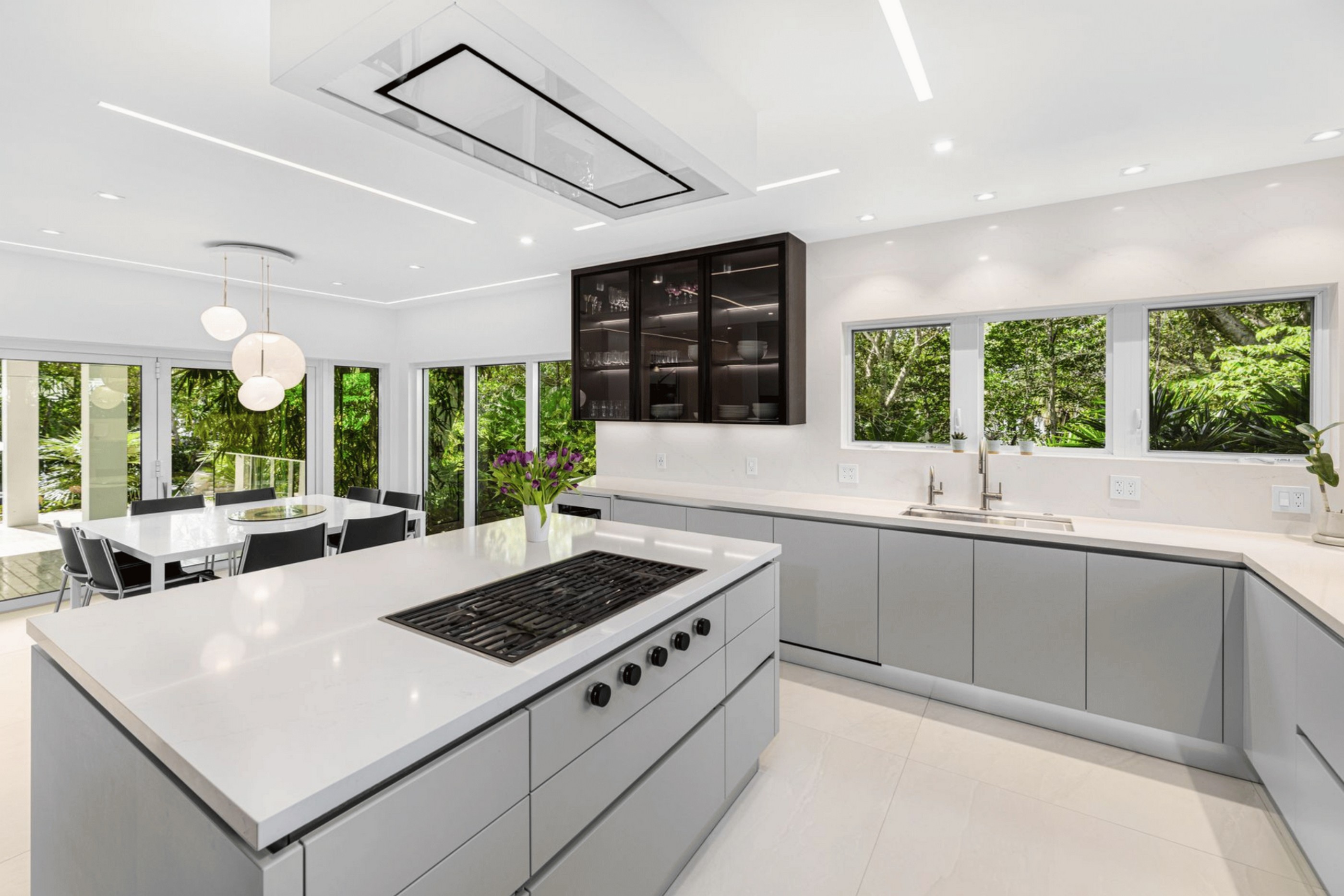 7150 W Lago Drive Coral Gables FL 33143