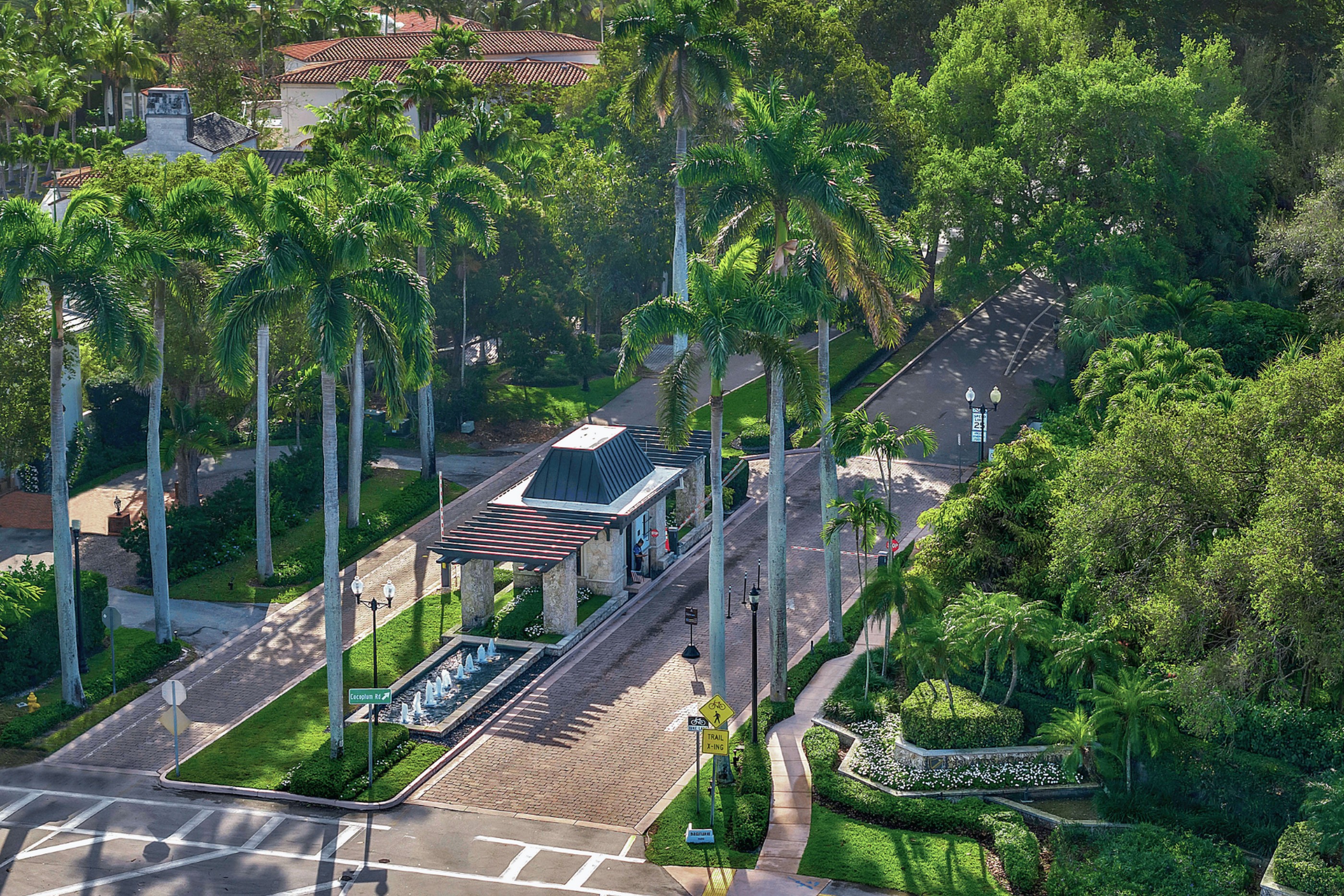 7150 W Lago Drive Coral Gables FL 33143
