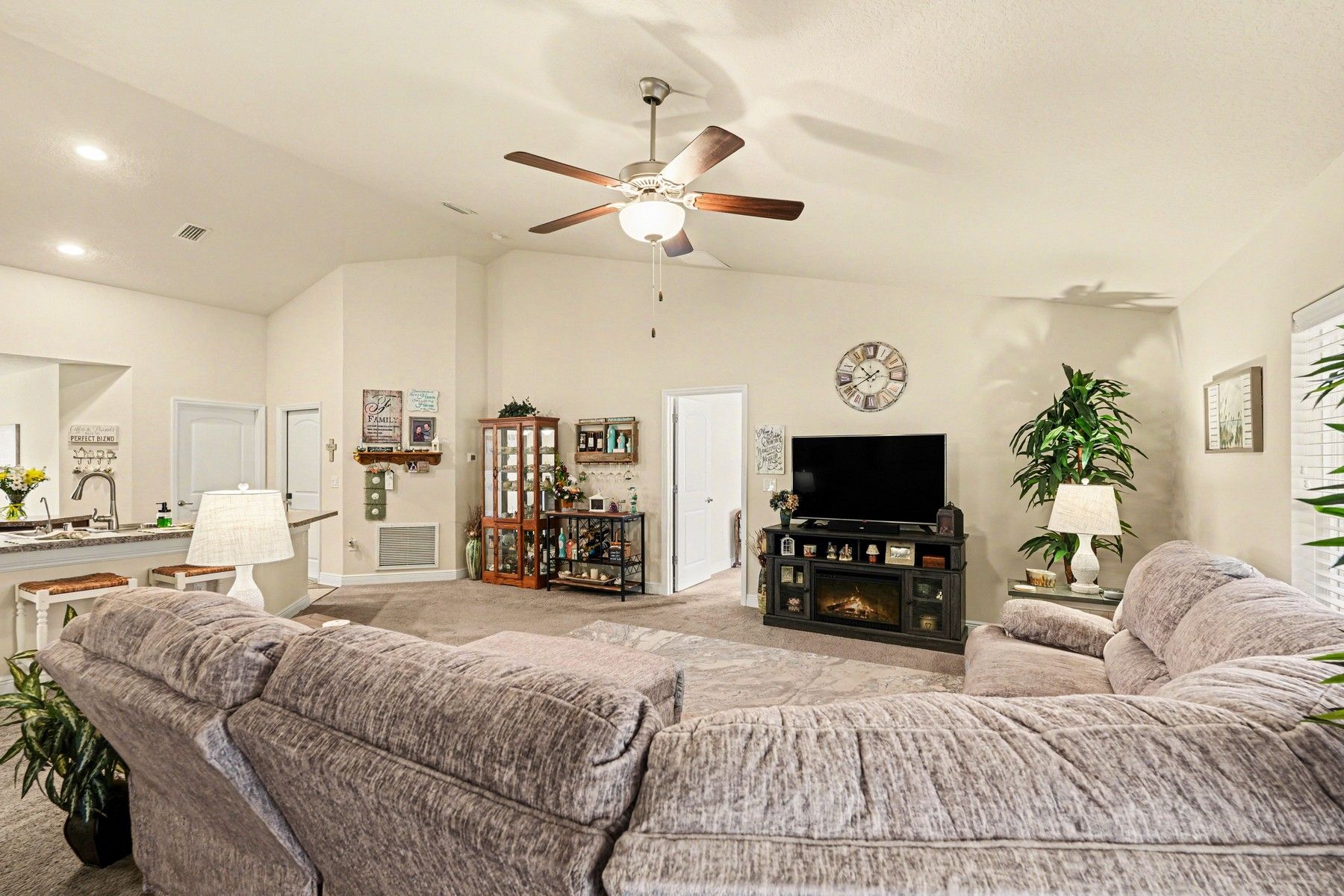 442 La Coco Street SW Palm Bay FL 32908