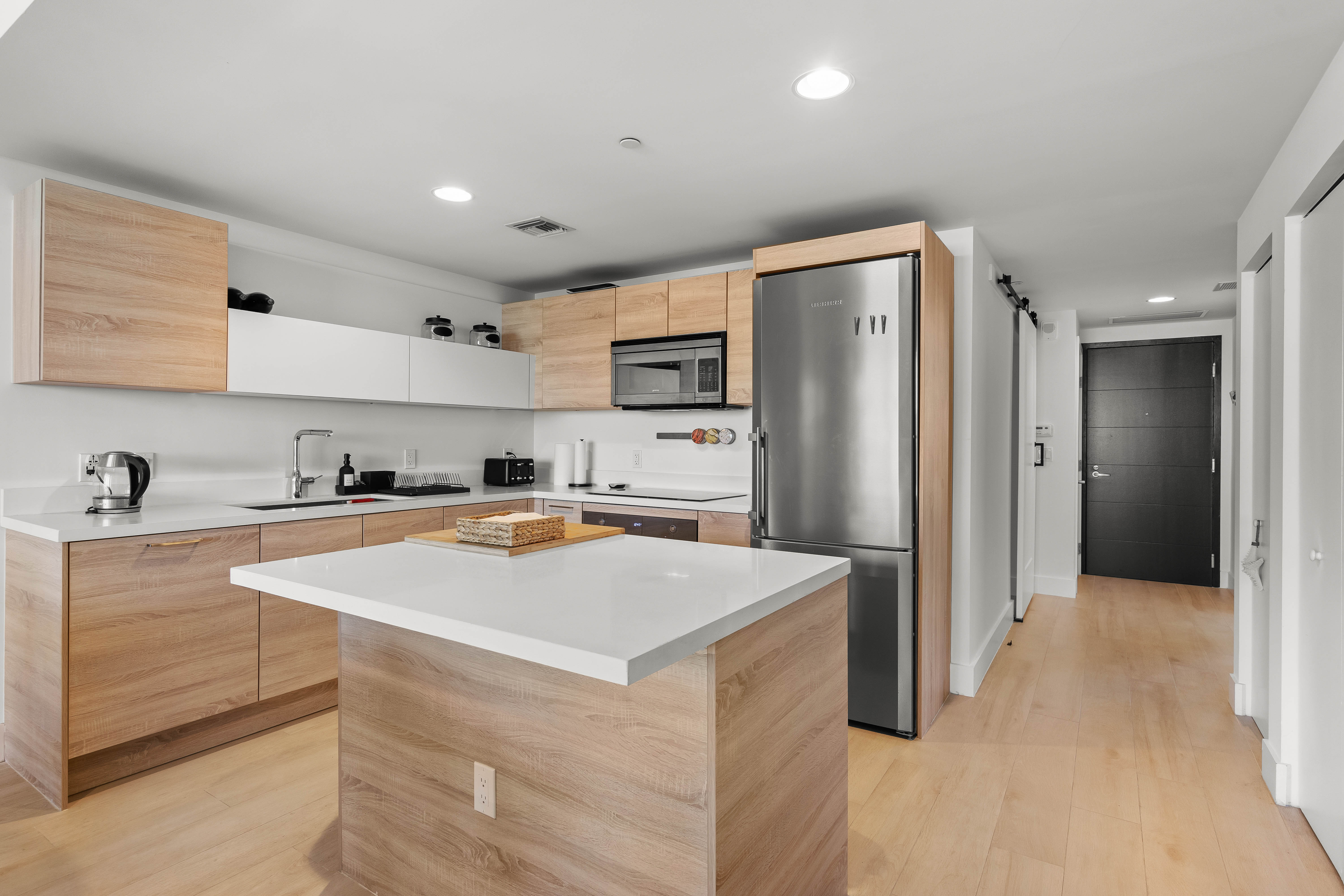 16385 Biscayne Boulevard North Miami Beach FL 33160