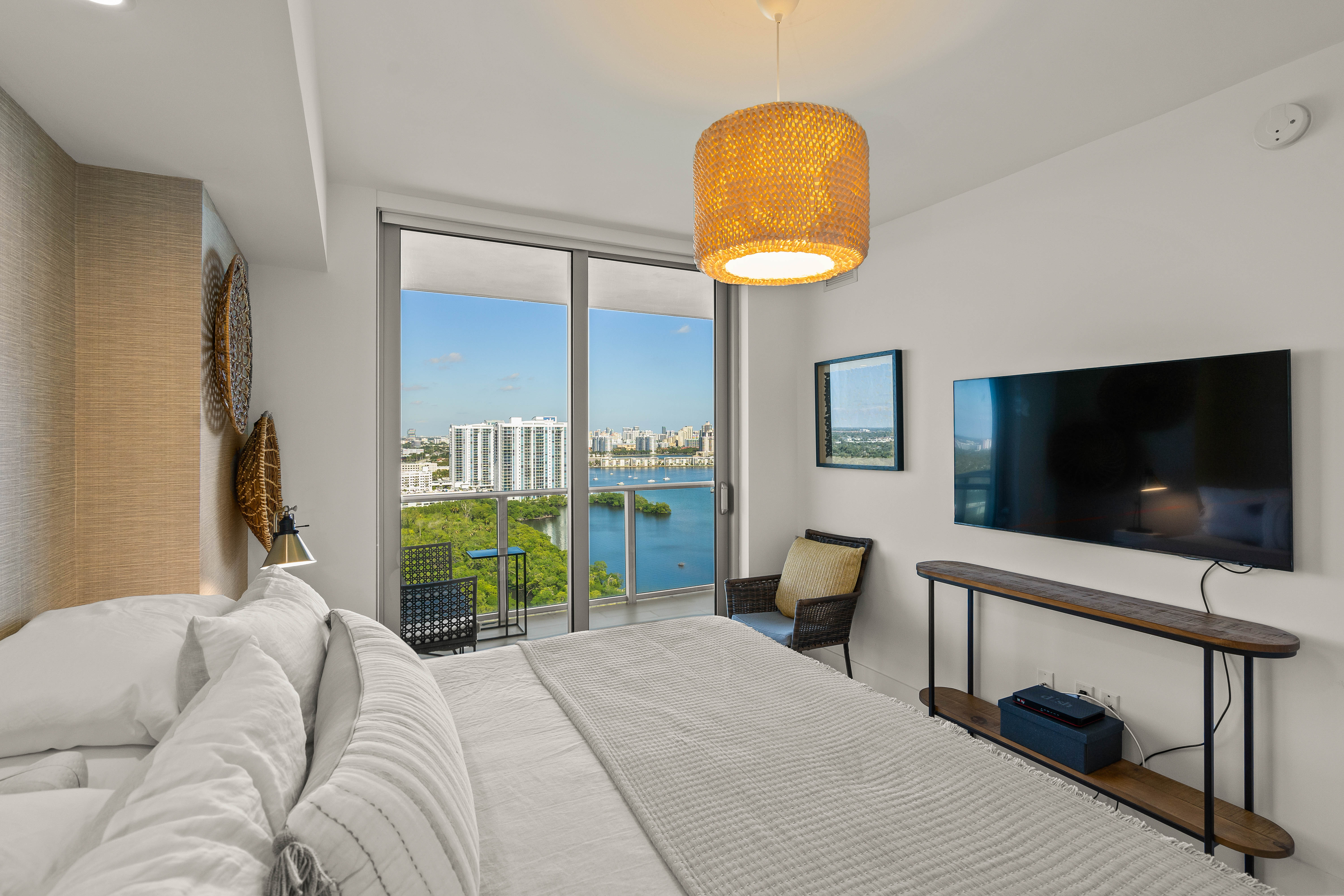 16385 Biscayne Boulevard North Miami Beach FL 33160