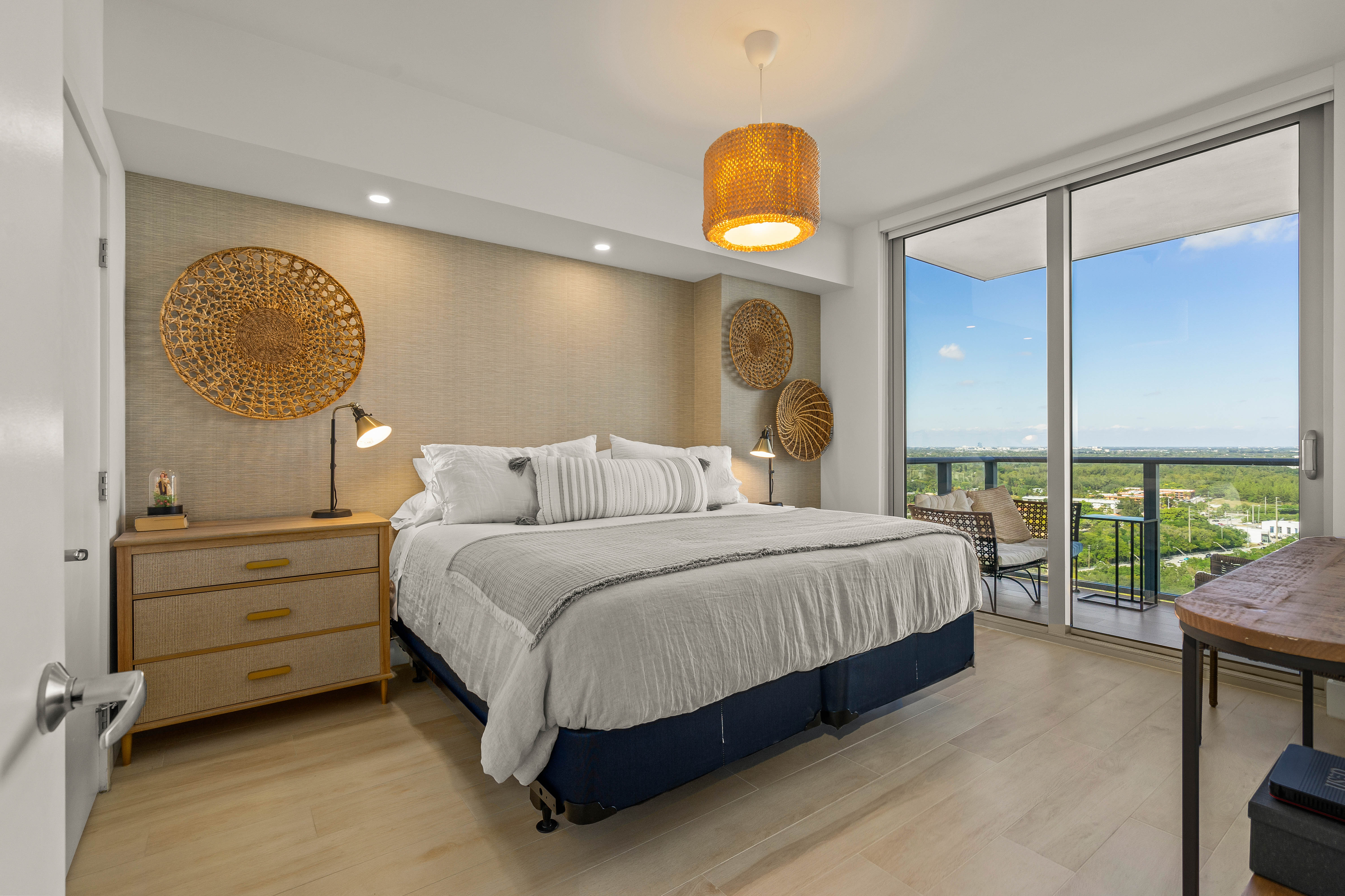 16385 Biscayne Boulevard North Miami Beach FL 33160