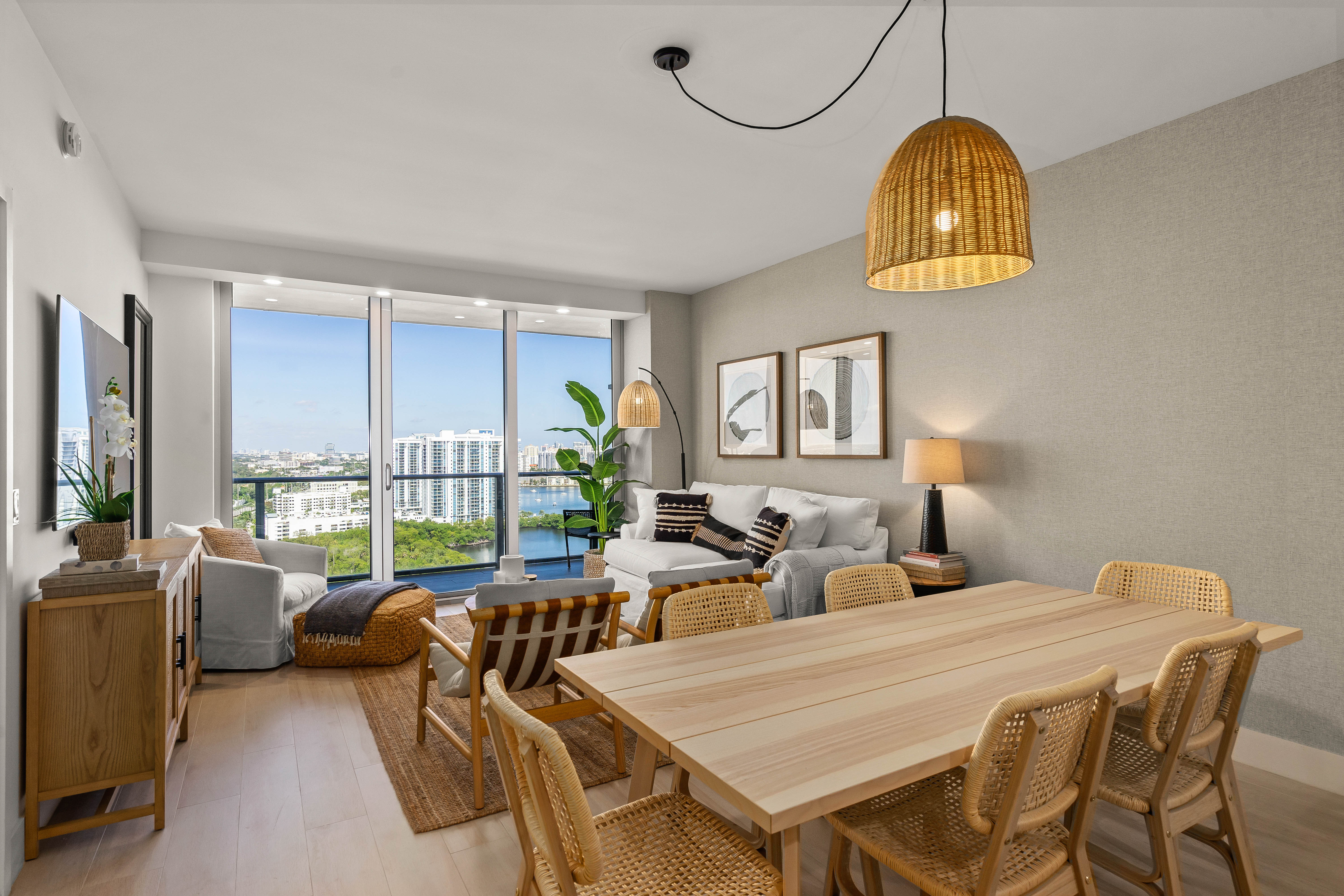16385 Biscayne Boulevard North Miami Beach FL 33160