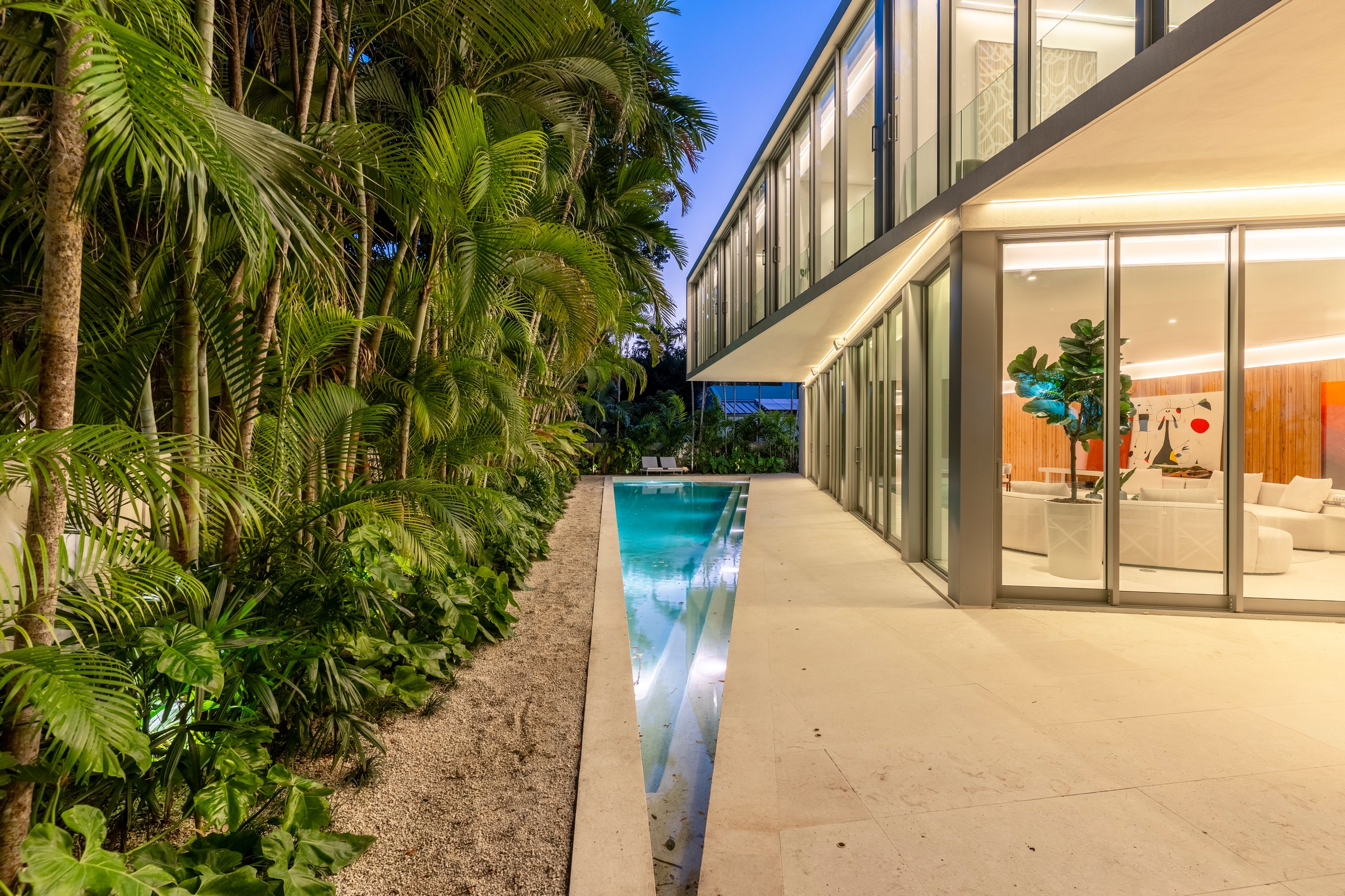 1616 Onaway Drive Miami FL 33133