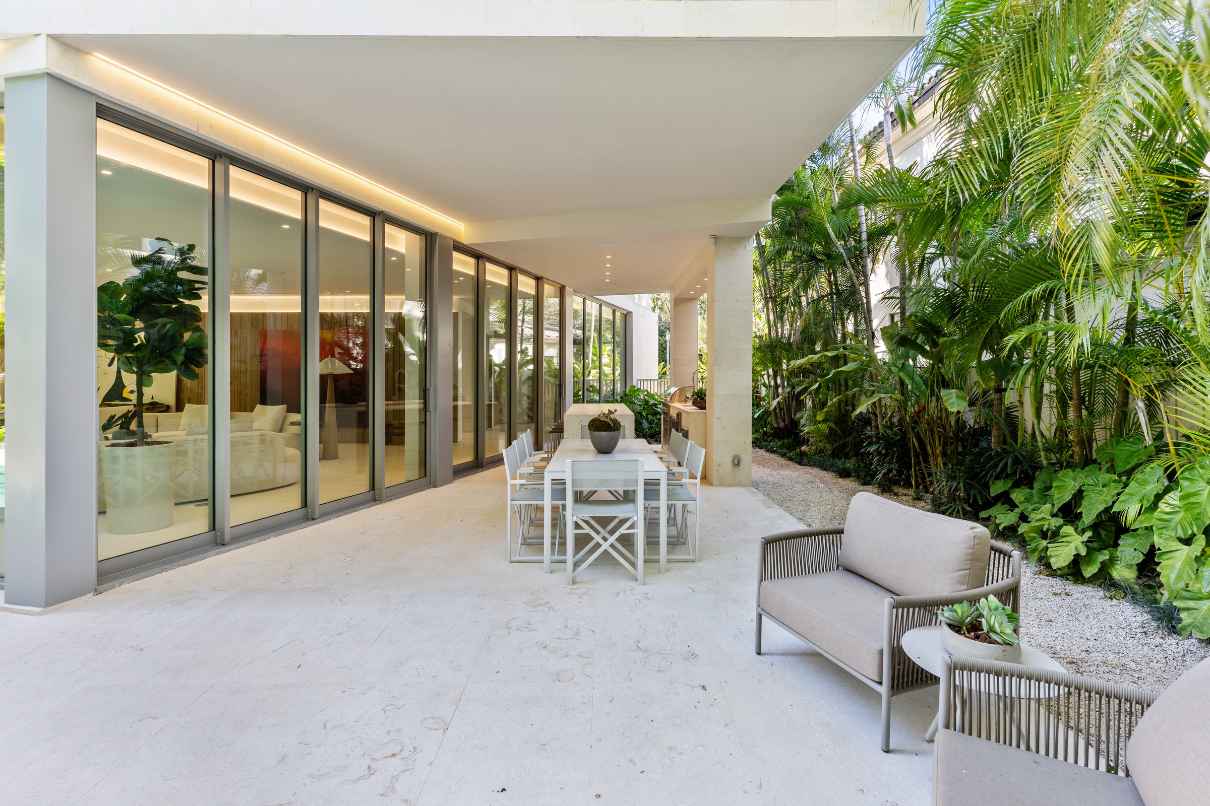 1616 Onaway Drive Miami FL 33133