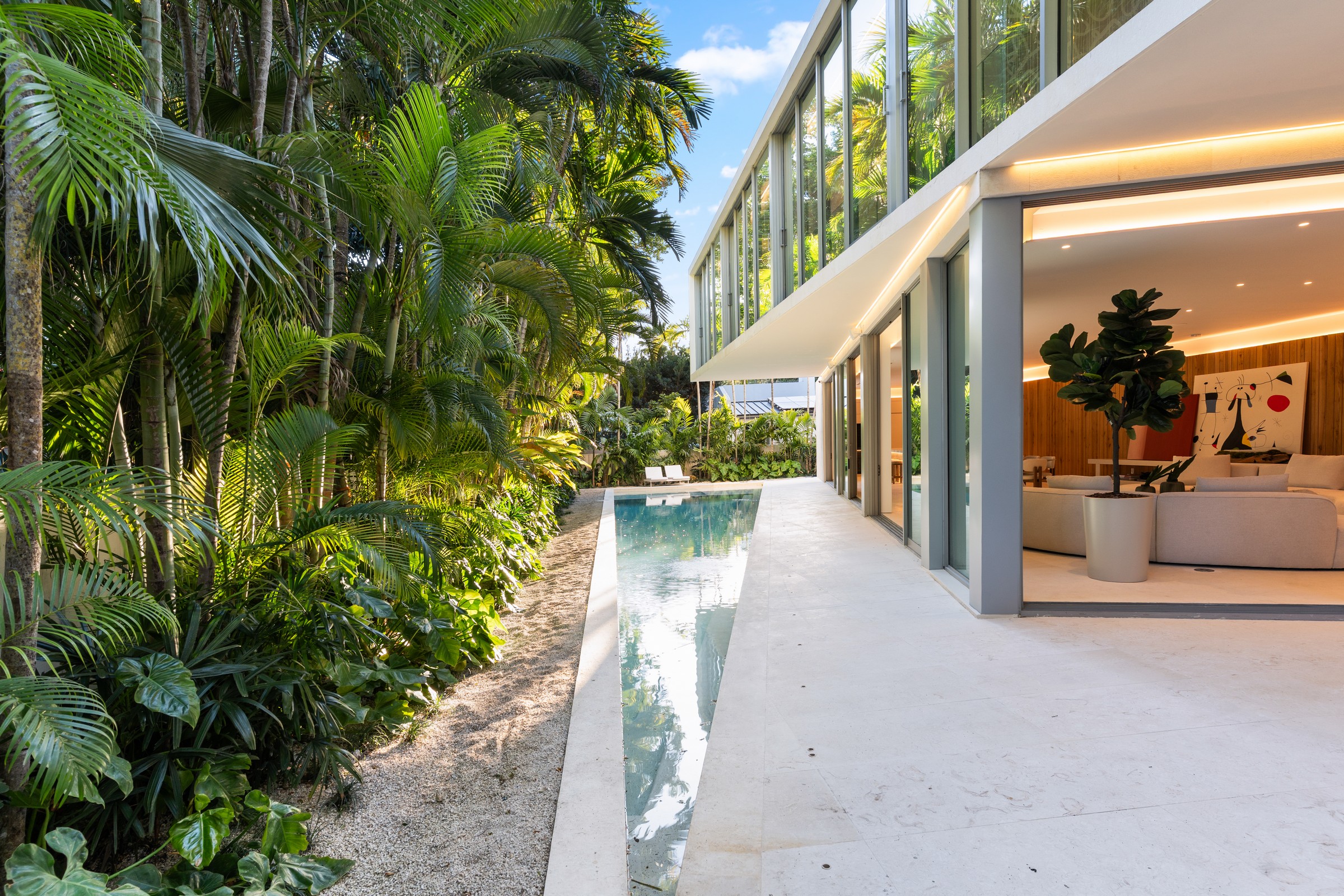 1616 Onaway Drive Miami FL 33133