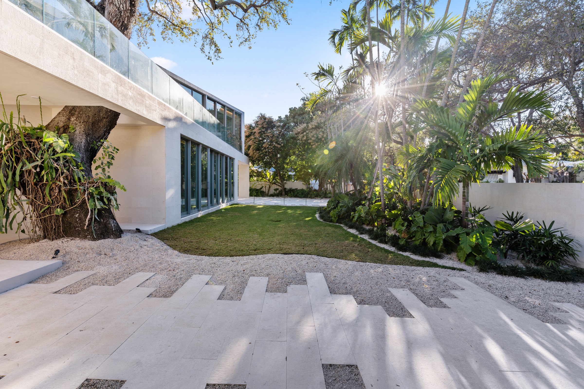 1616 Onaway Drive Miami FL 33133