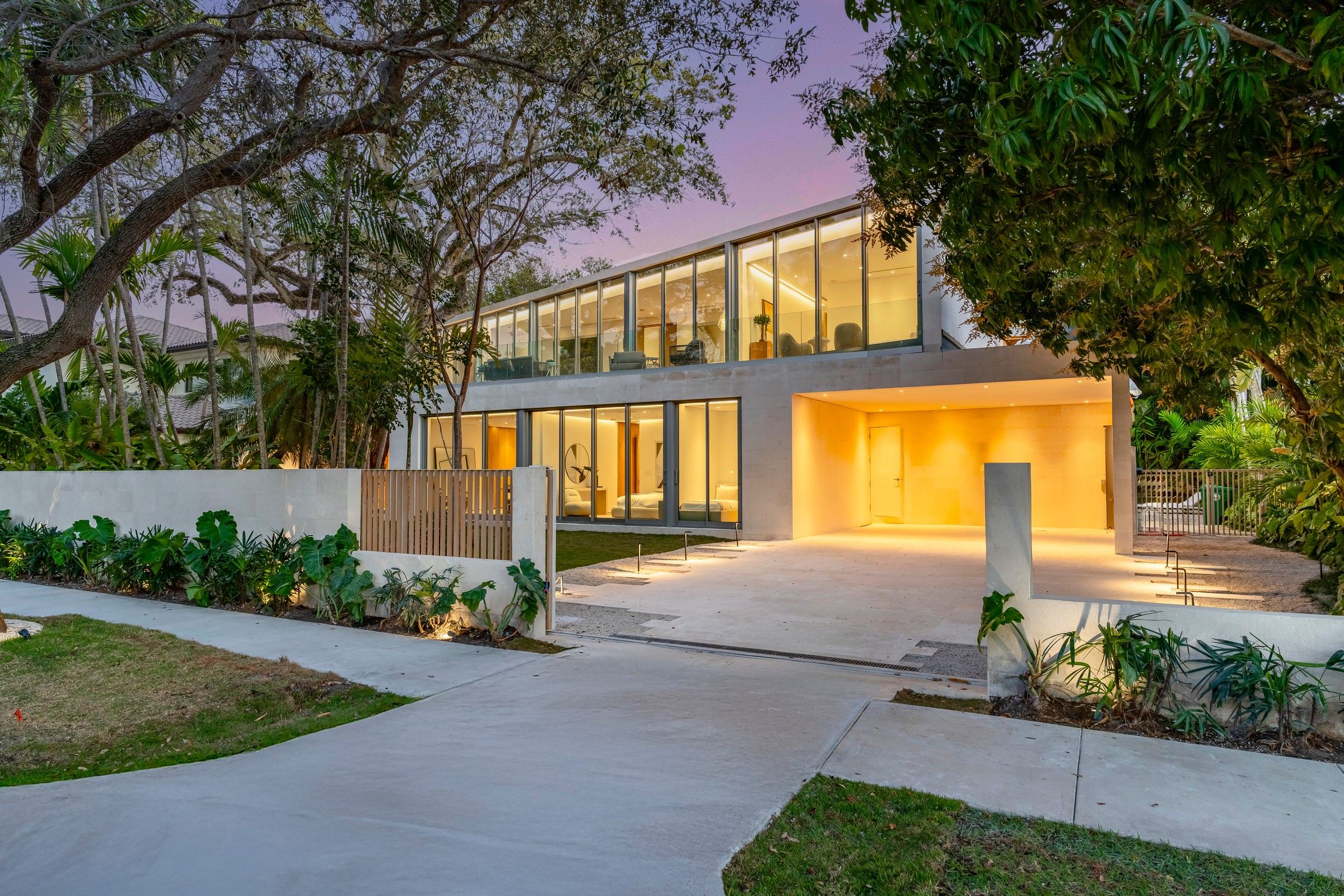 1616 Onaway Drive Miami FL 33133