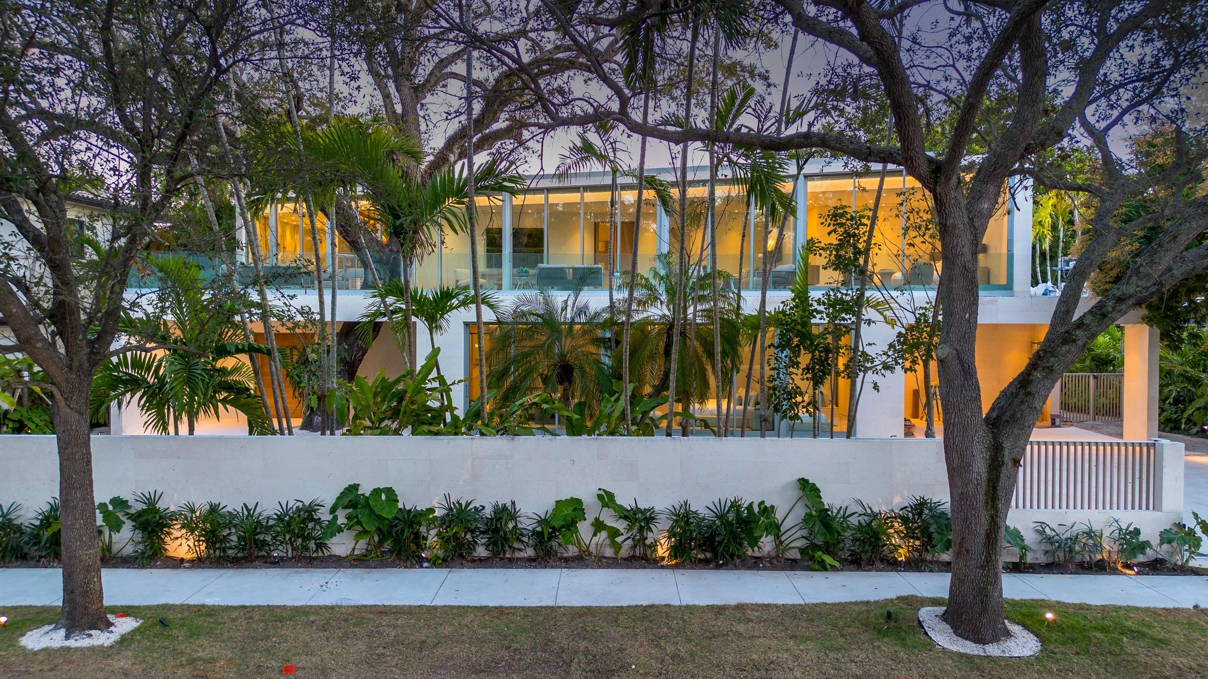 1616 Onaway Drive Miami FL 33133