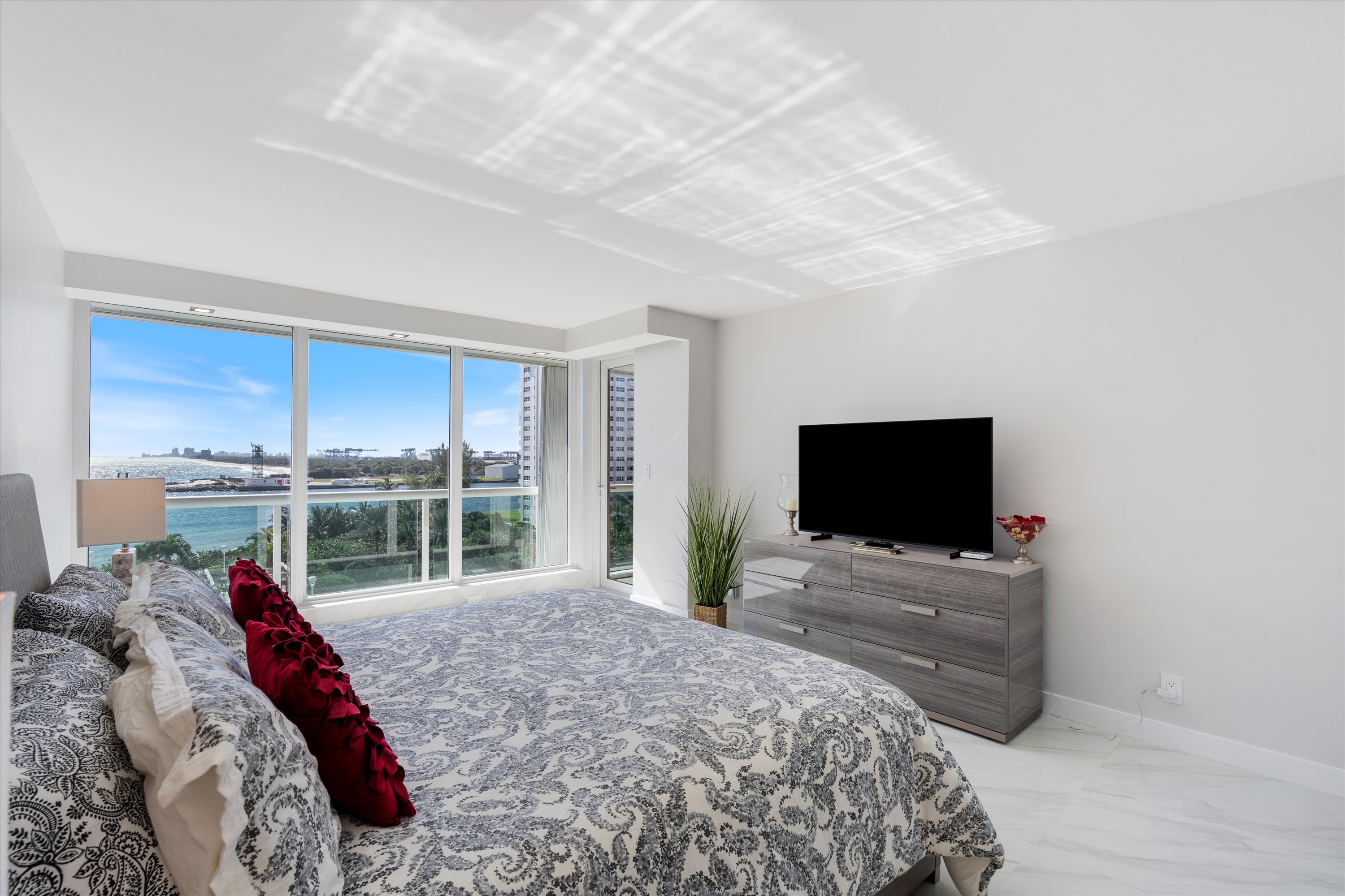 2100 S Ocean Lane Fort Lauderdale FL 33316