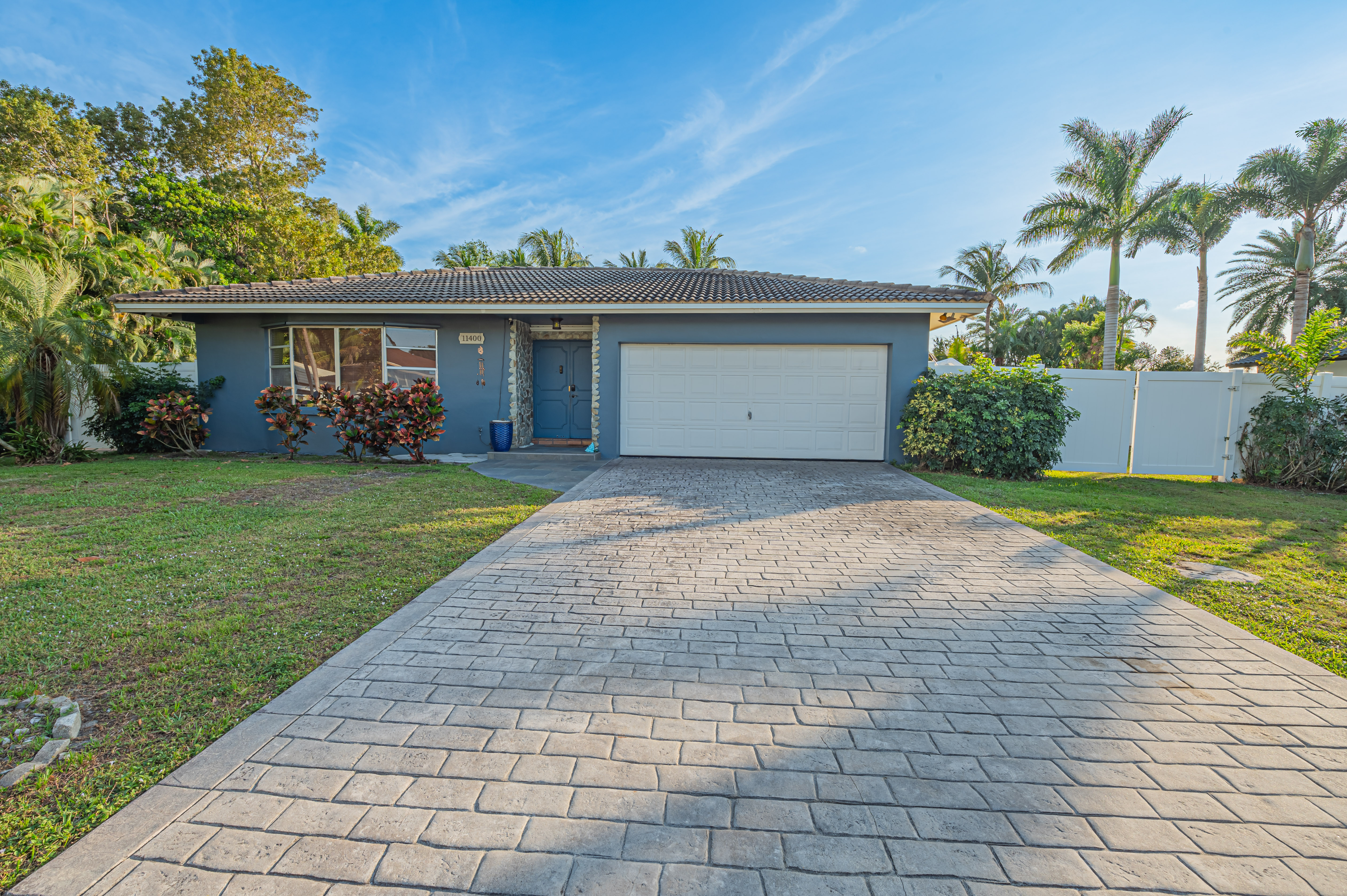 11400 Tara Drive Plantation FL 33325