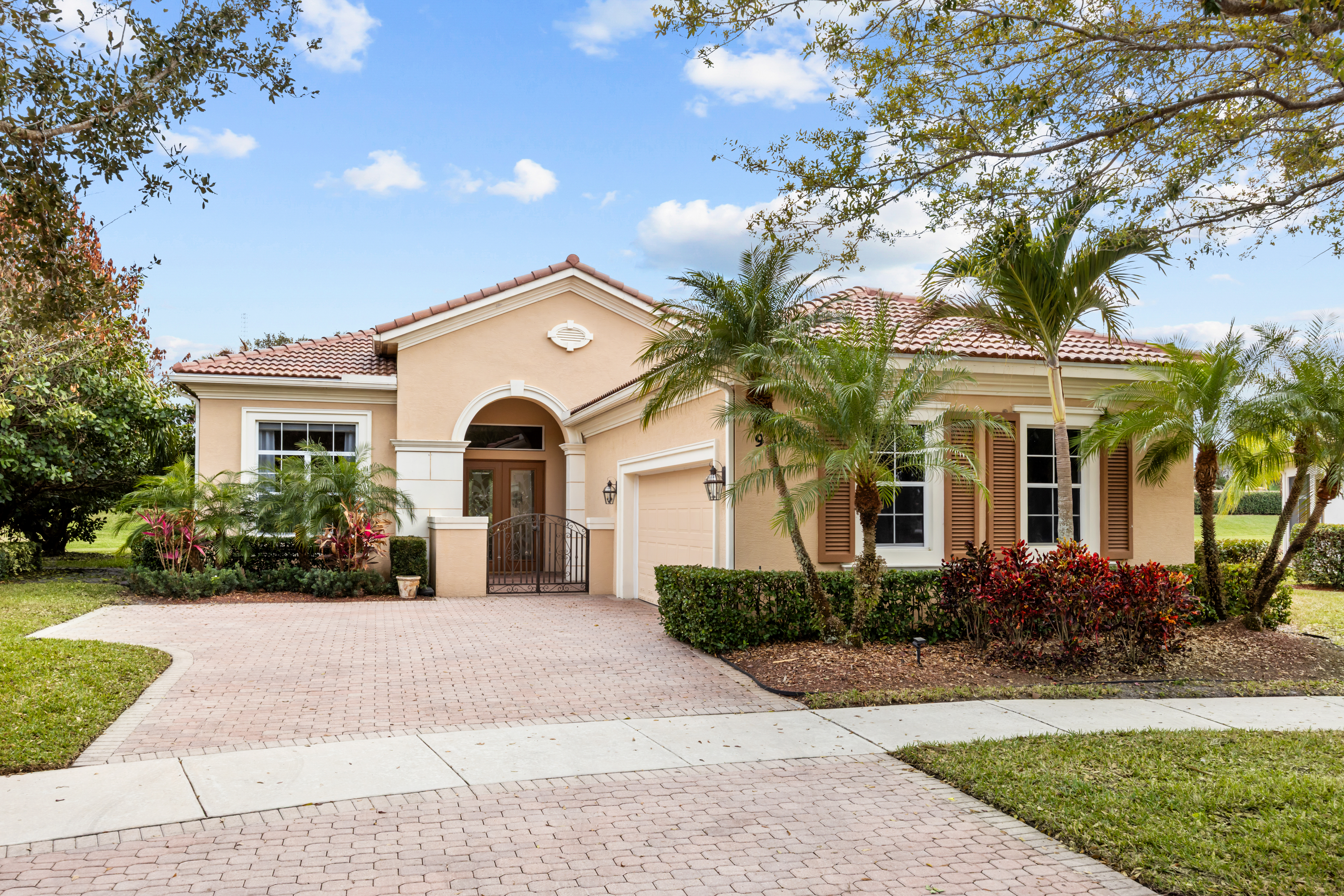 9301 SW Nuova Way Port St Lucie FL 34986