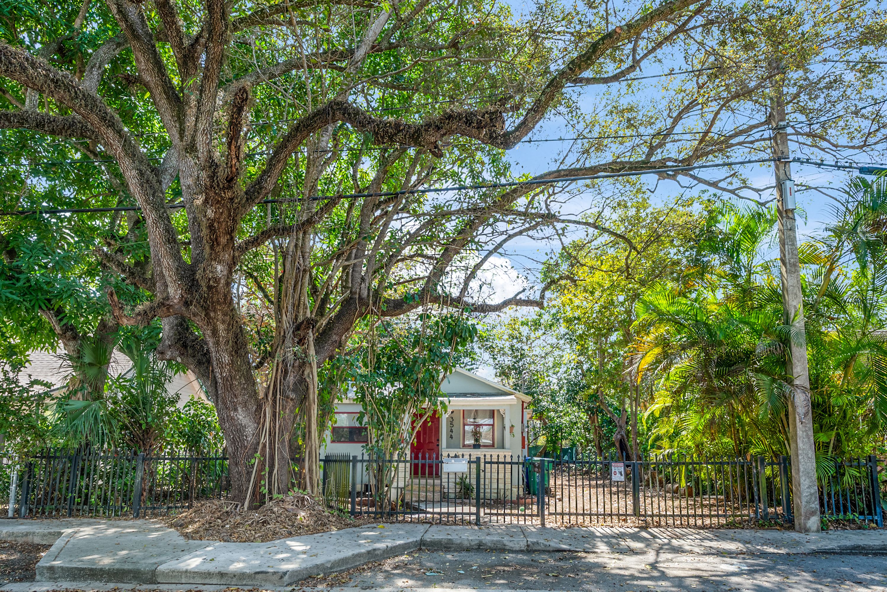 3544 William Avenue Miami FL 33133