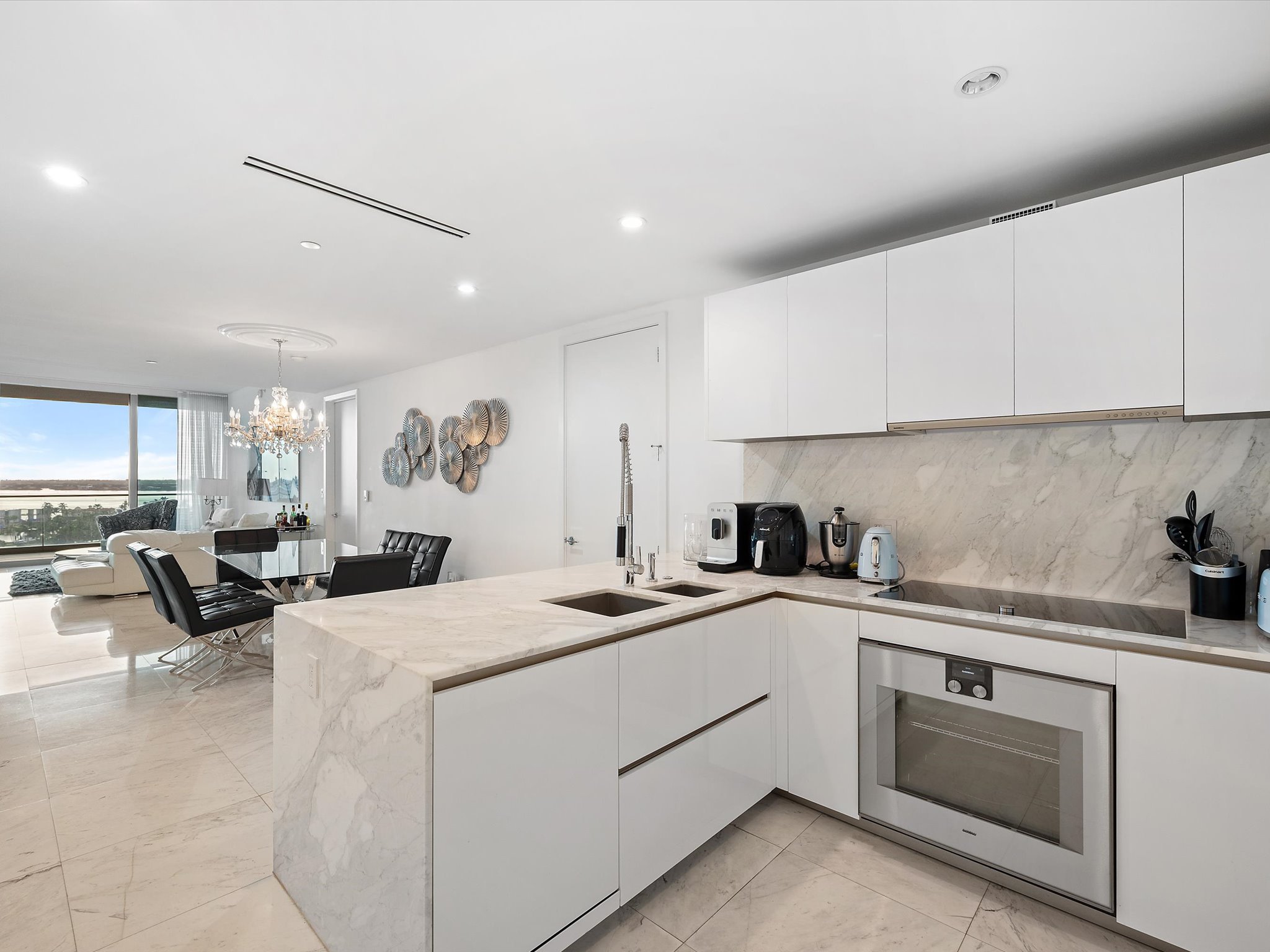10203 Collins Avenue Bal Harbour FL 33154