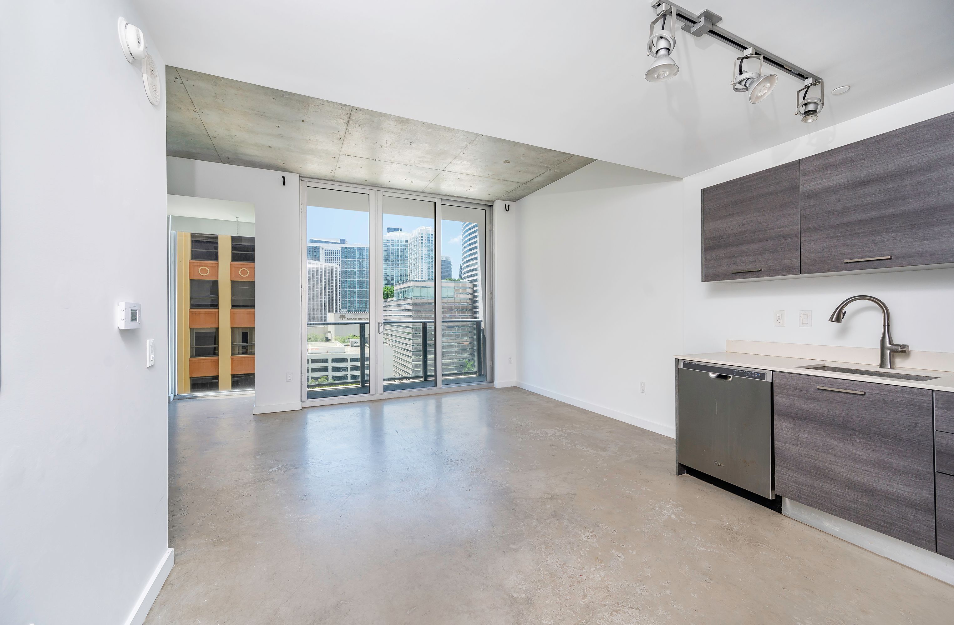 151 SE 1st Street Miami FL 33131