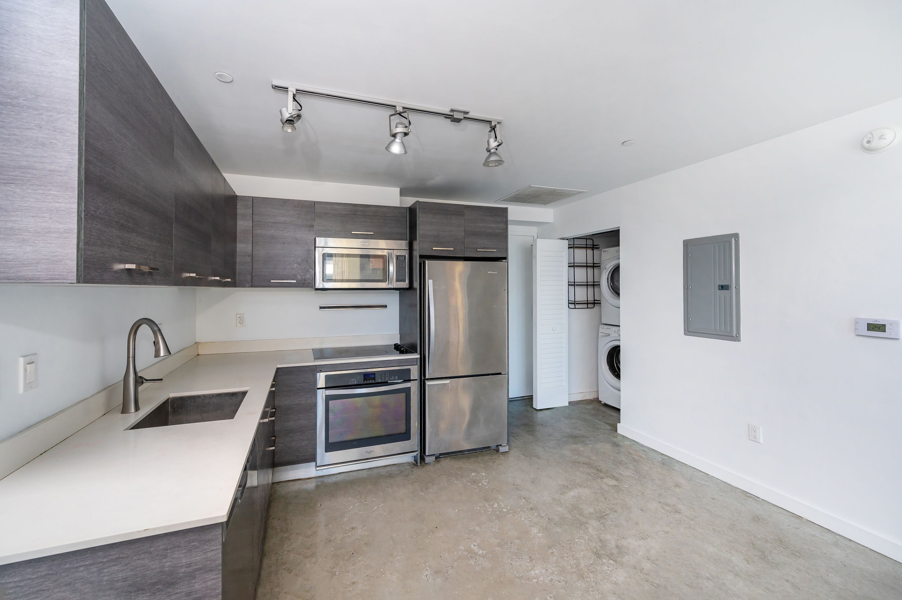 151 SE 1st Street Miami FL 33131