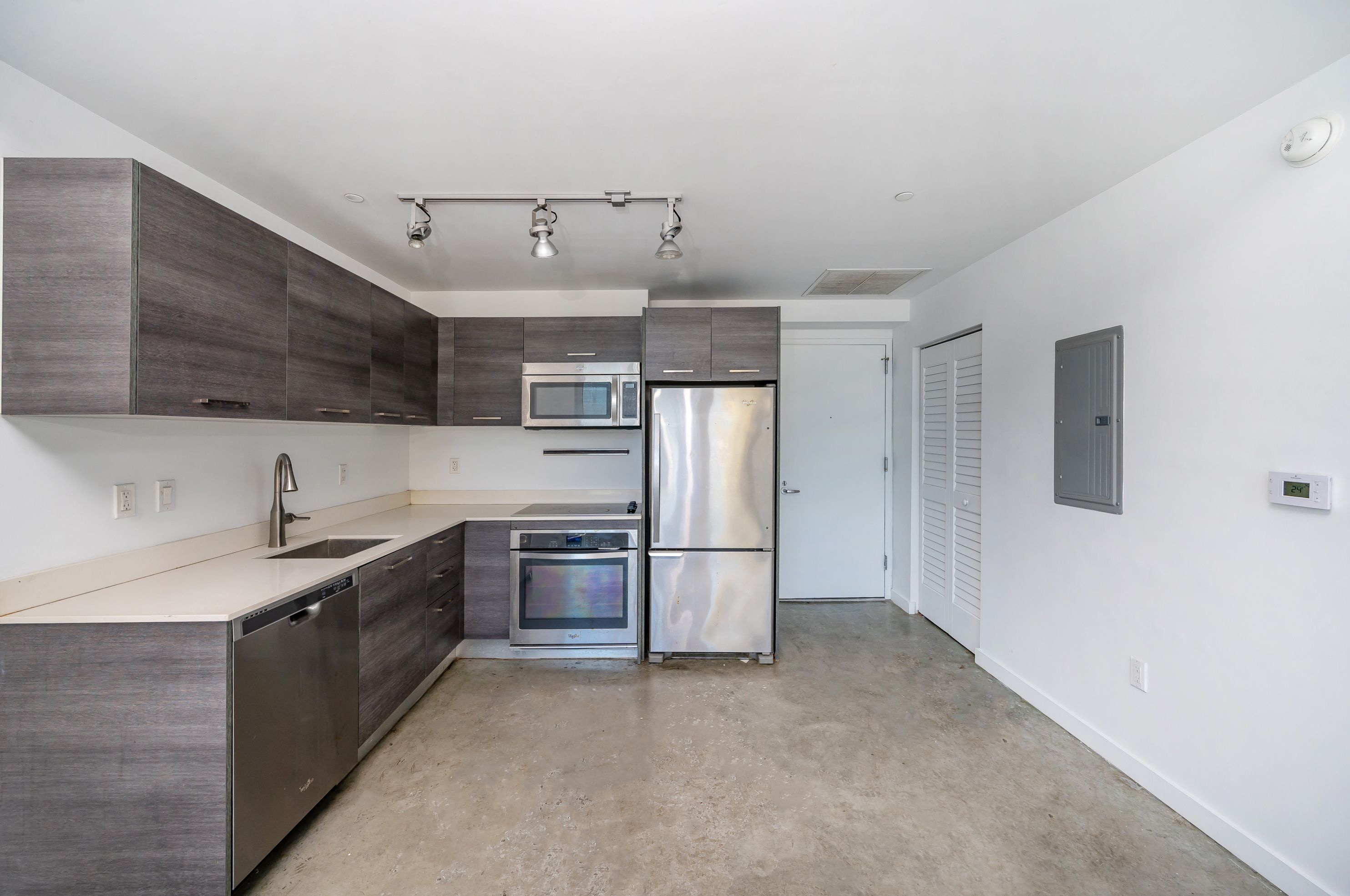 151 SE 1st Street Miami FL 33131
