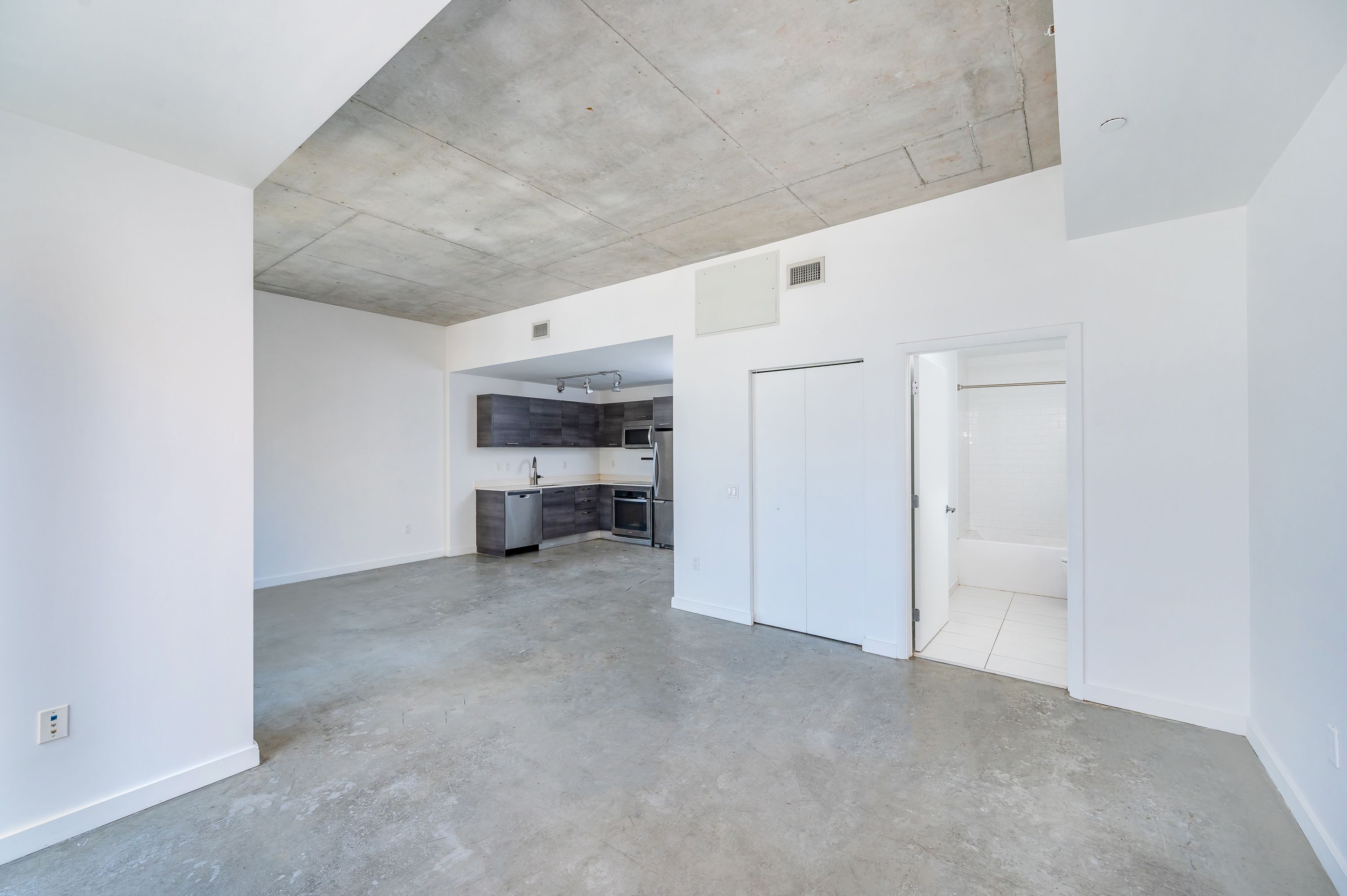 151 SE 1st Street Miami FL 33131